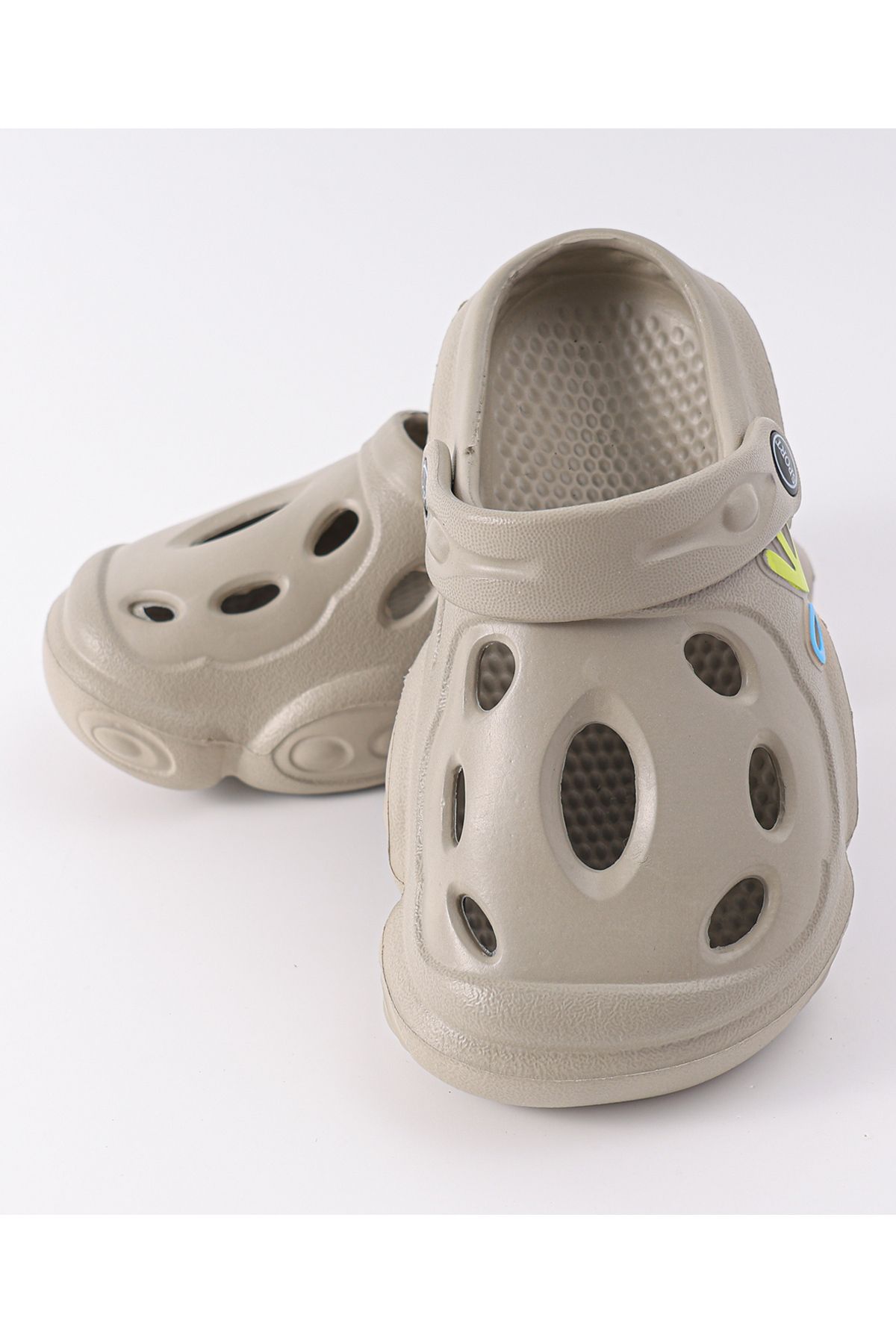 SAPS-Solid Clogs with Backstraps - Grey 2