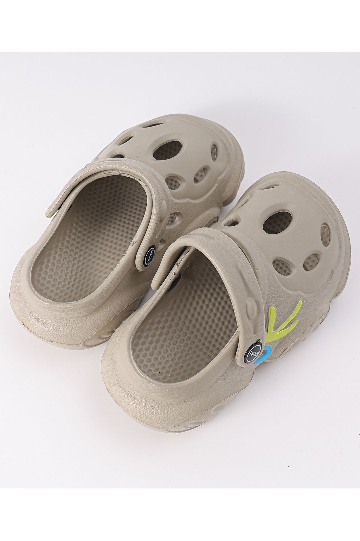 SAPS-Solid Clogs with Backstraps - Grey 4
