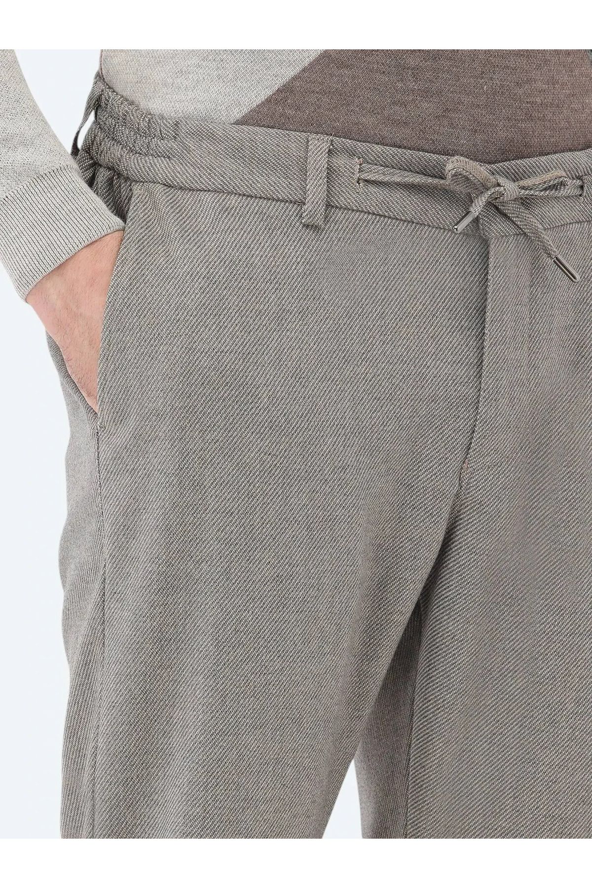 Kip-Mink Woven Jogging Fit Casual Trousers 3