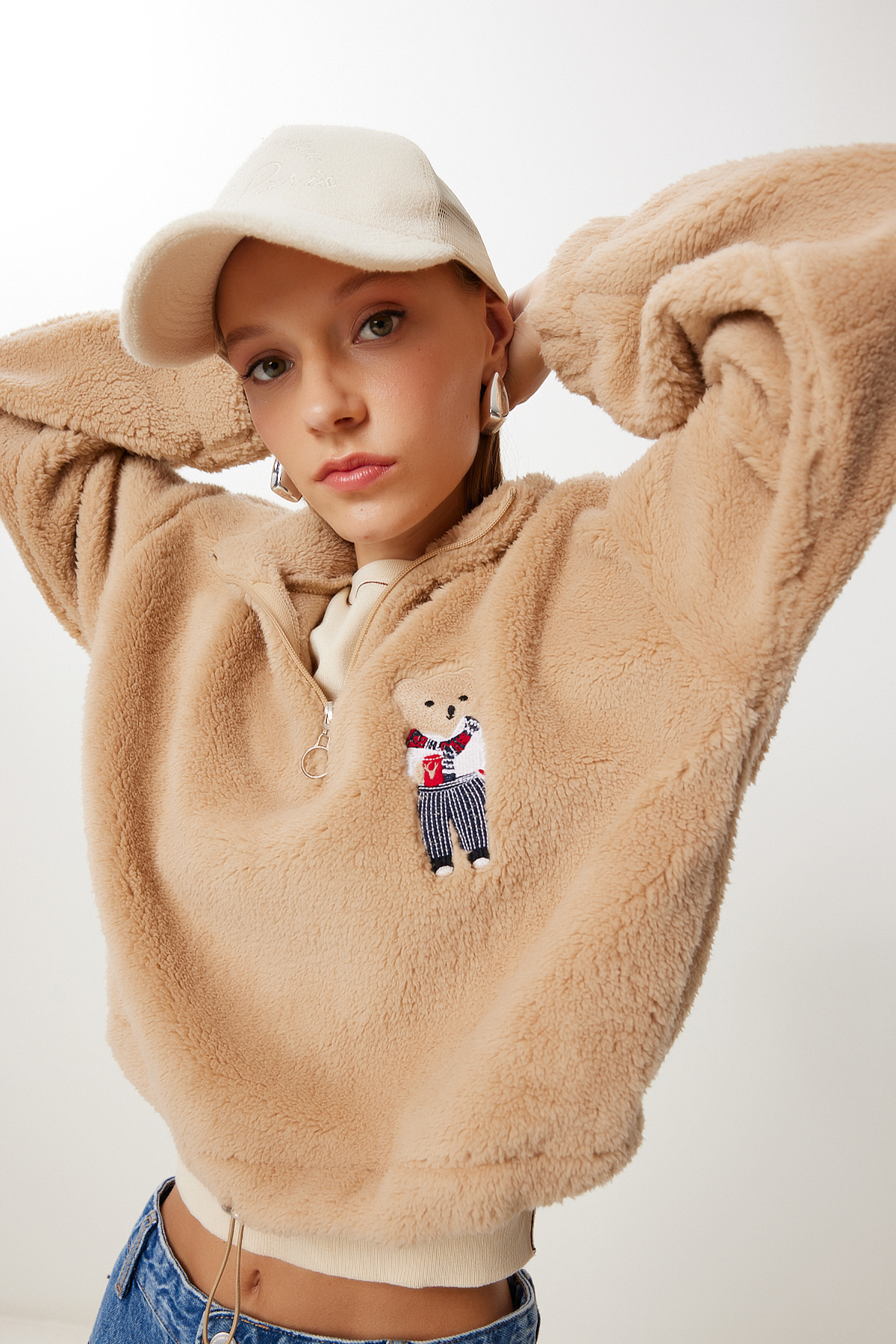 トップス happiness Happiness İstanbul Kadın Bej Ayıcık İşlemeli Fermuarlı Polar