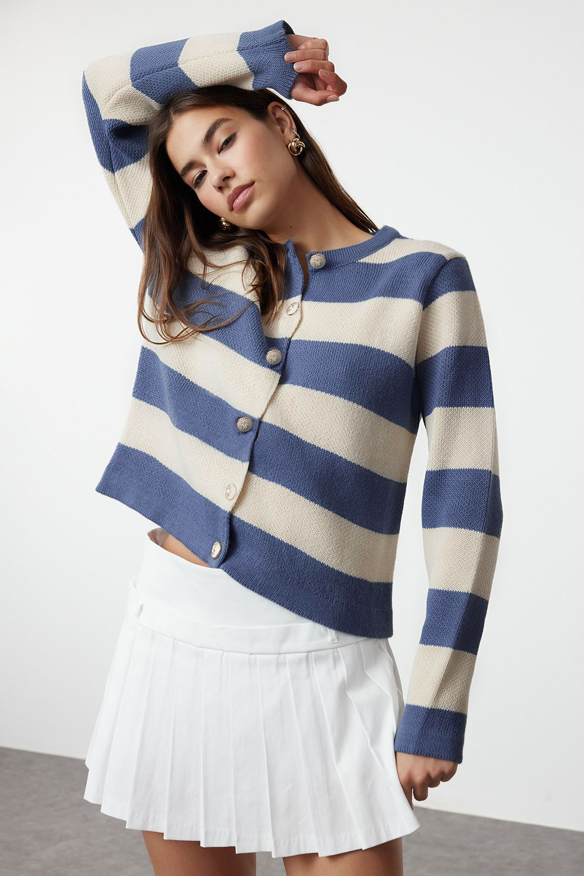 Trendyolmilla  Indigo Çizgili Basic Ceket Görünümlü Triko Hırka TWOAW24HI00091