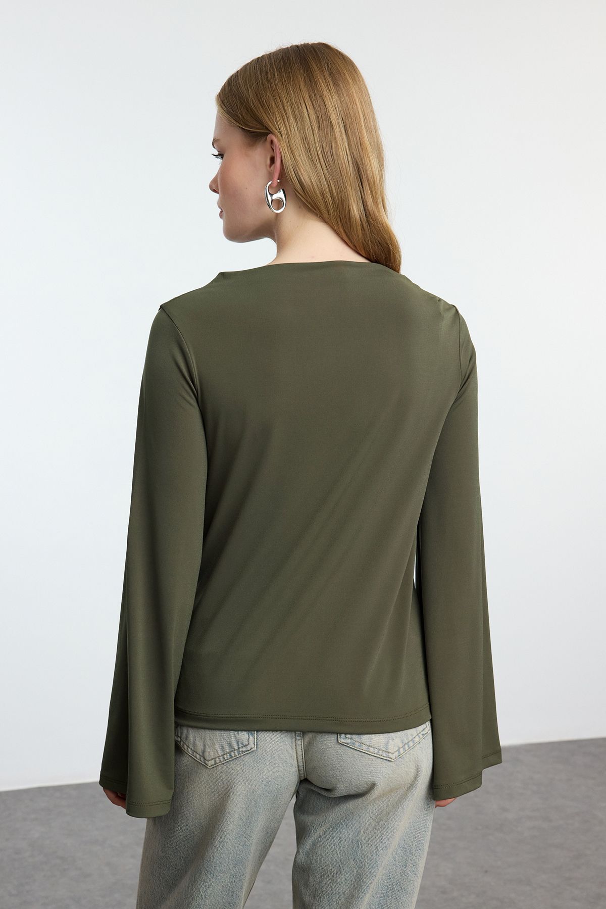 Trendyol Collection-Трикотажна блузка з еластичного трикотажу з іспанським рукавом хакі TWOAW25BZ00203 5