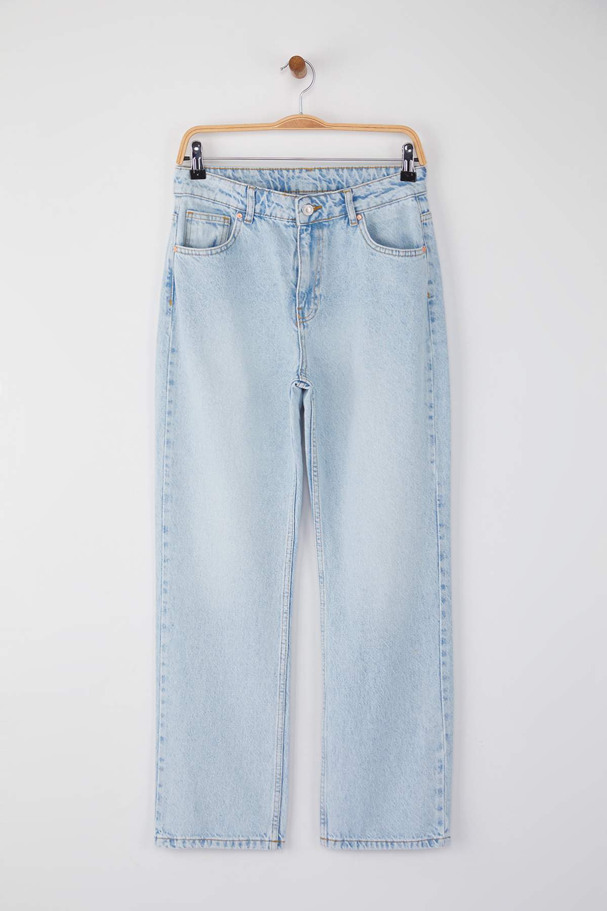 Trendyolmilla  Açık Mavi Yüksek Bel Boru Paça Straight Düz Kesim Jeans TWOAW26JE00060 - Görsel 5