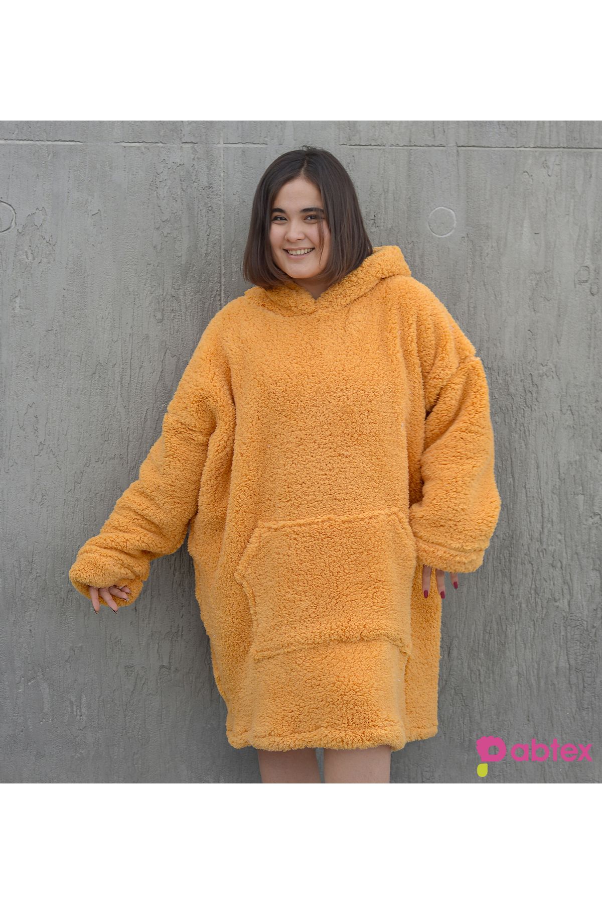 Özgüner Oyuncak-Say Goodbye to Winter Cold with Pabtex Warm Fleece Plush Wearable Blanket 4