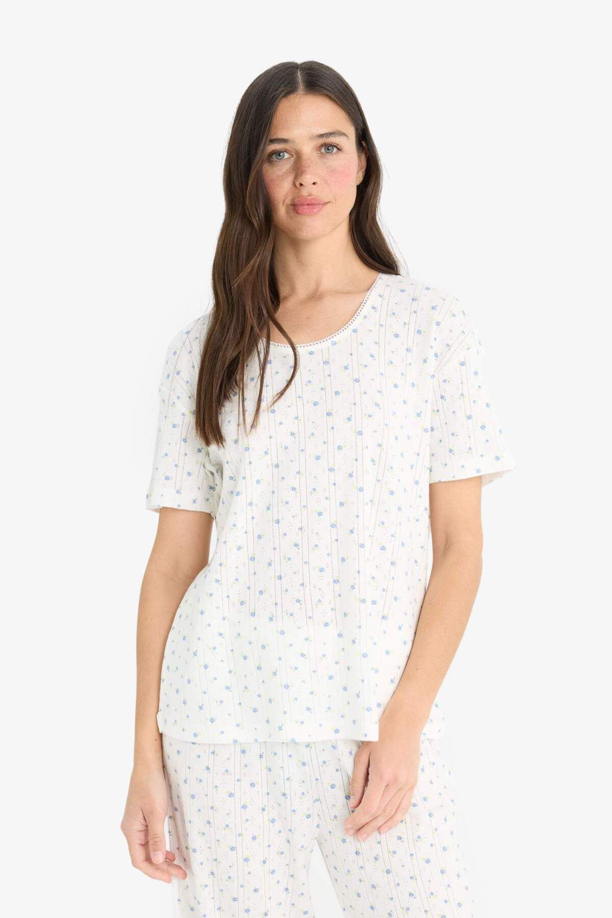 DeFacto-طقم بيجامة بقصة عادية وأكمام قصيرة وجزء سفلي طويل ومرن وجزء سفلي طويل-fall In Love F4162ax25sm 3