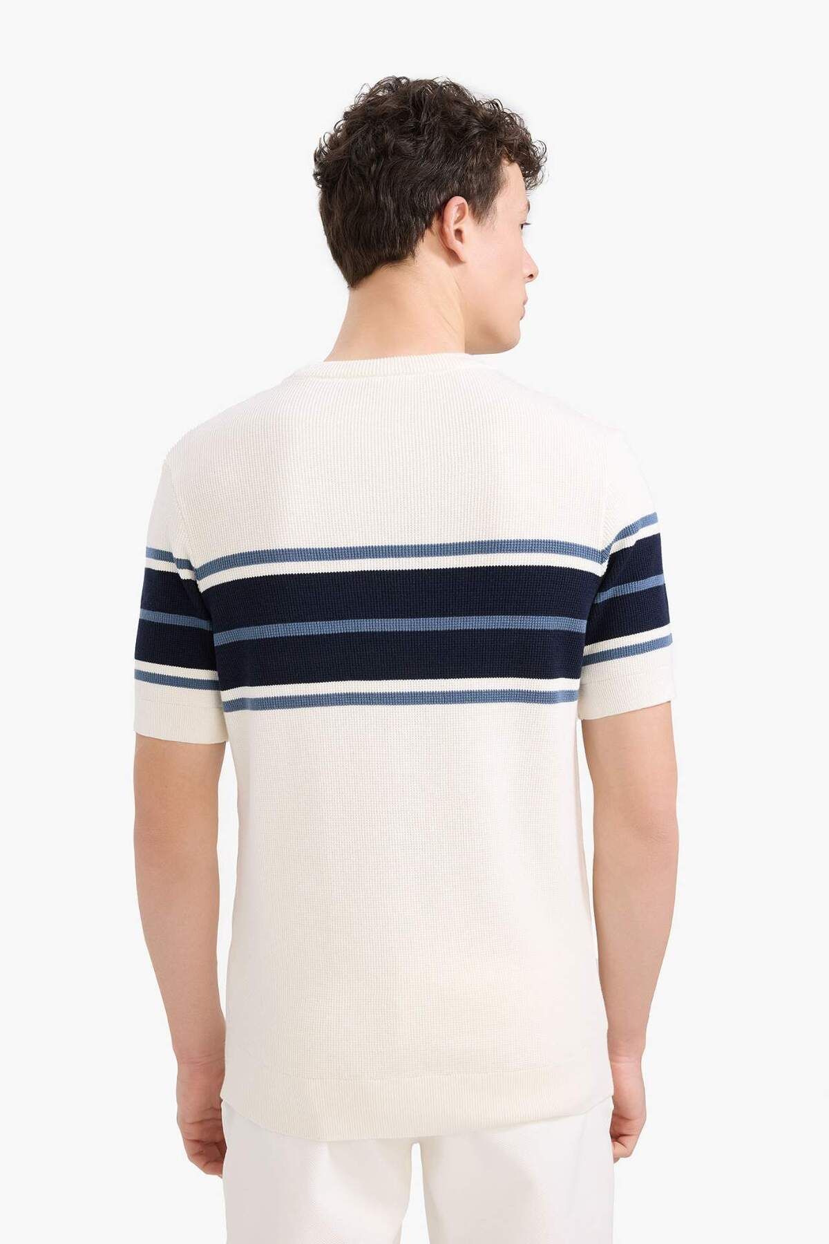 DeFacto-100% Cotton Standard Fit Short Sleeve Knitwear T-Shirt E5865Ax25Sp 5