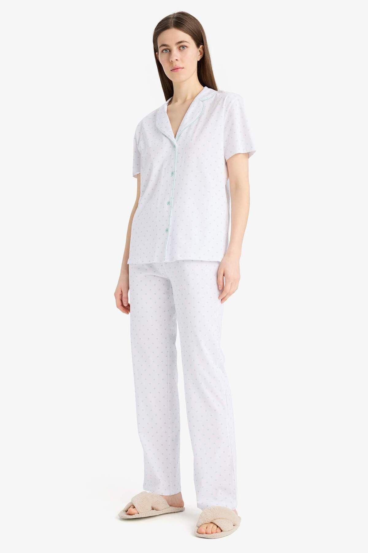 DeFacto-Regular Fit Pajama Set Short Sleeve Top Elastic Waist Long Bottom-Fall in Love E0265Ax25Sp 3