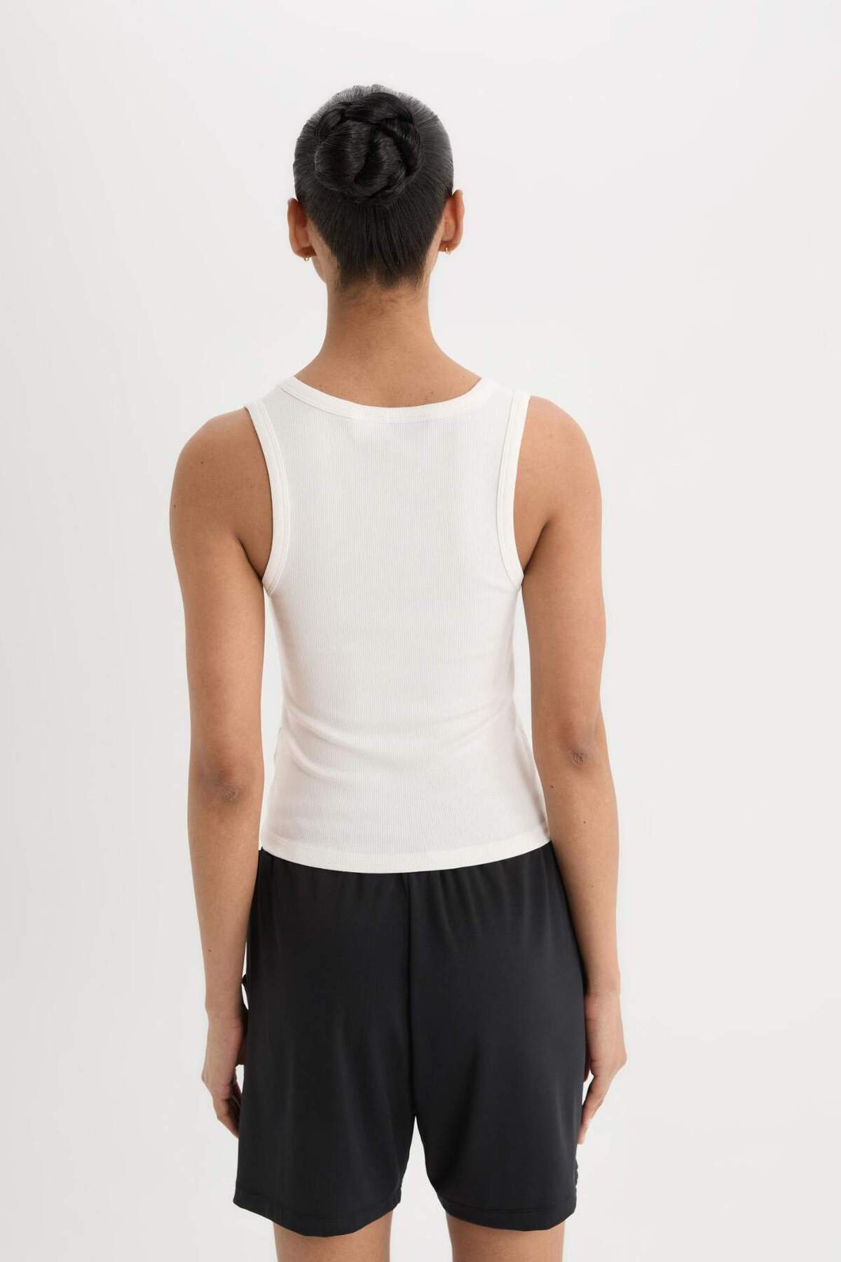 DeFacto-Defactofit Nba Brooklyn Nets Slim Fit Tight-Fitting U-Neck Rib Sportsman Singlet E2358Ax25Sm 8