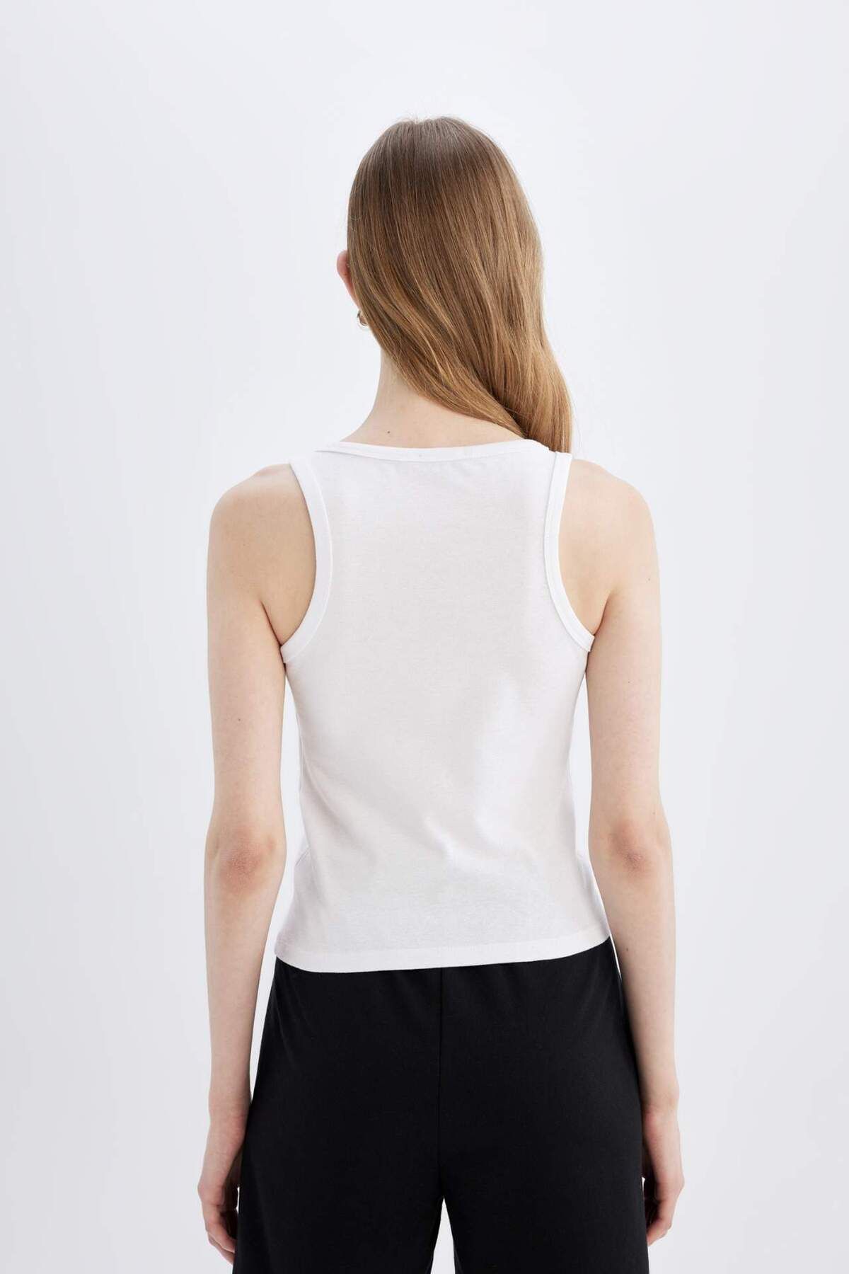 DeFacto-Slim Fit Slim Fit U Neck Basic Plain Ribbed Undershirt C9826Axns 6