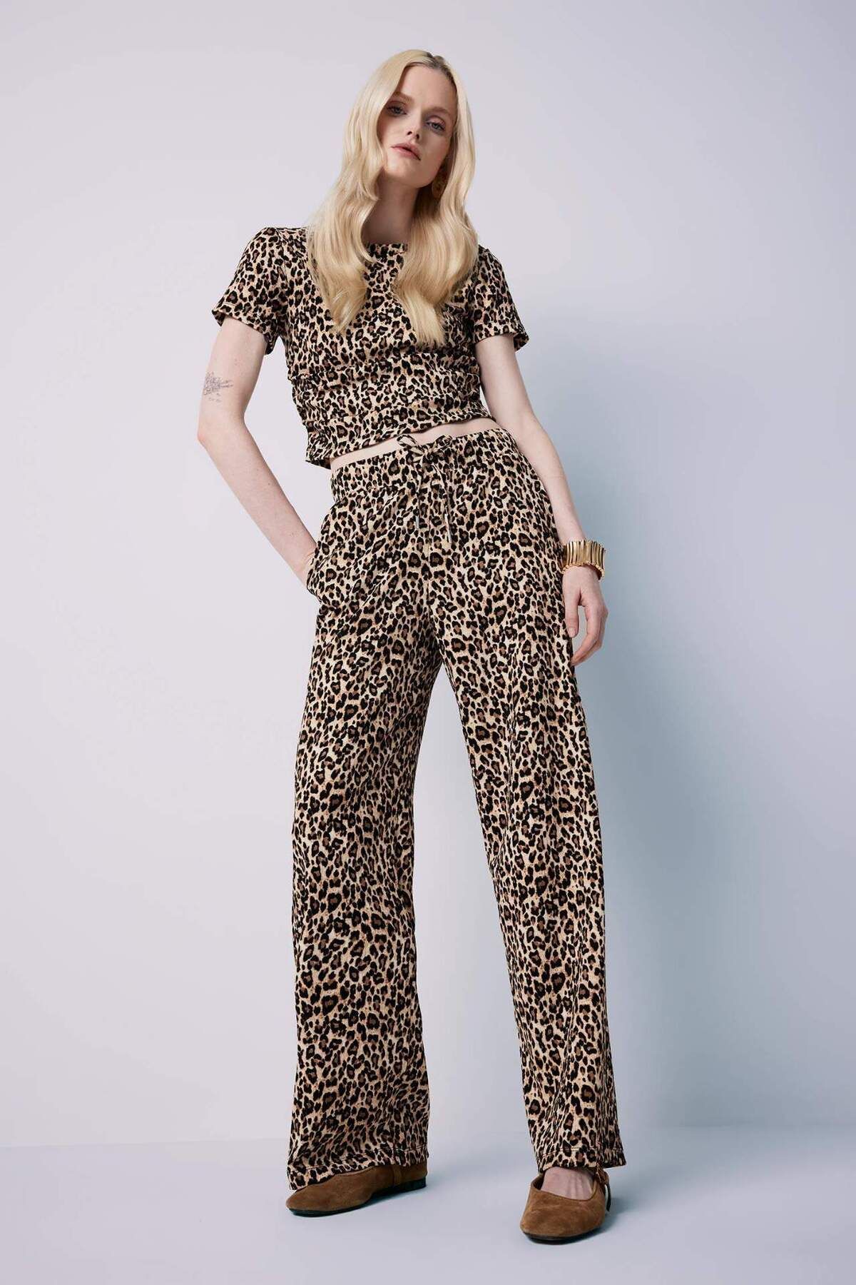 DeFacto-Straight Fit Leopard Patterned Pocket Wrap Trousers E2837Ax25Sp 2