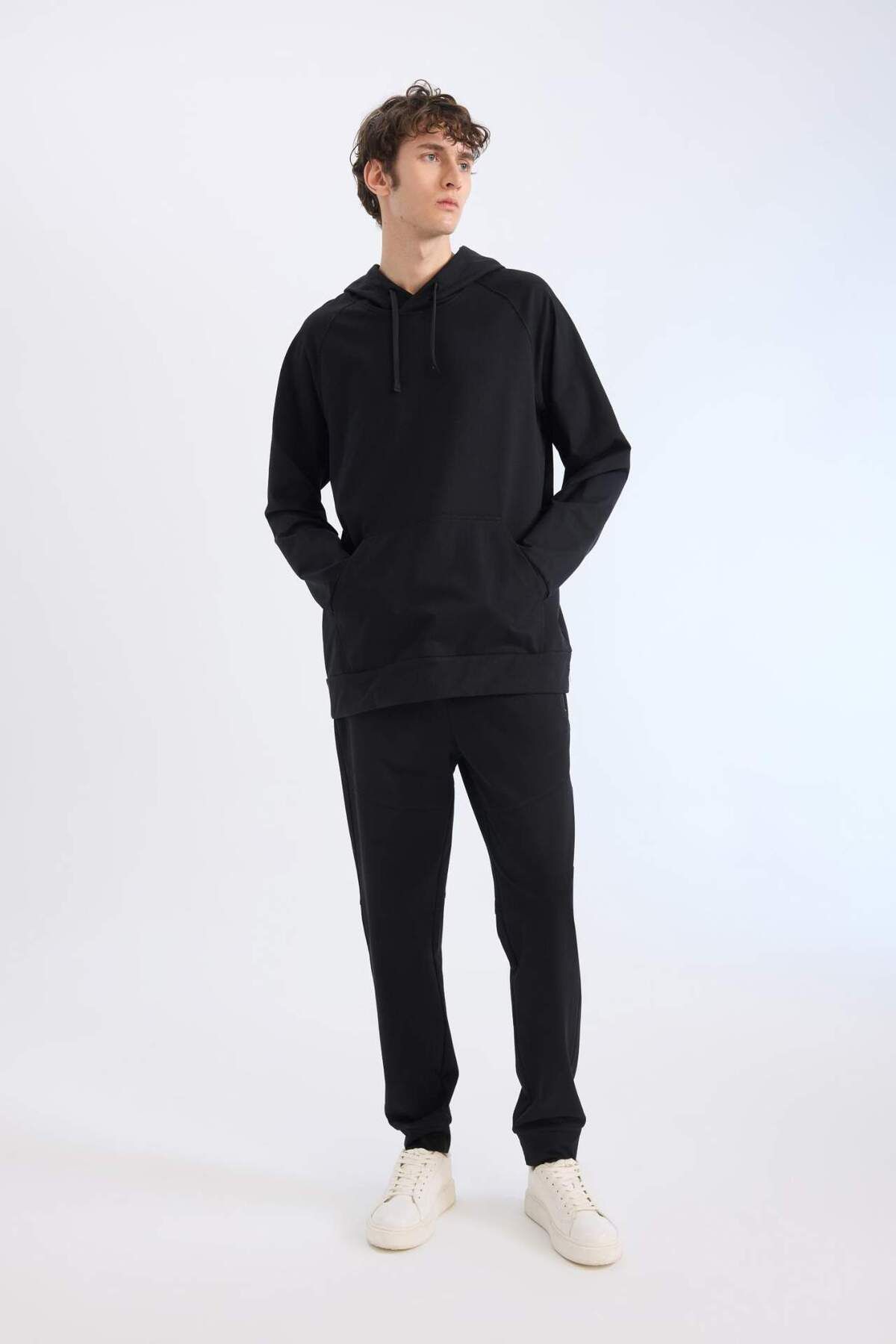 DeFacto-DeFactoFit Slim Fit Sportsman Jogger Jogginghose Slim Fit Standard Bein Basic Solid D8018AX25SP 5