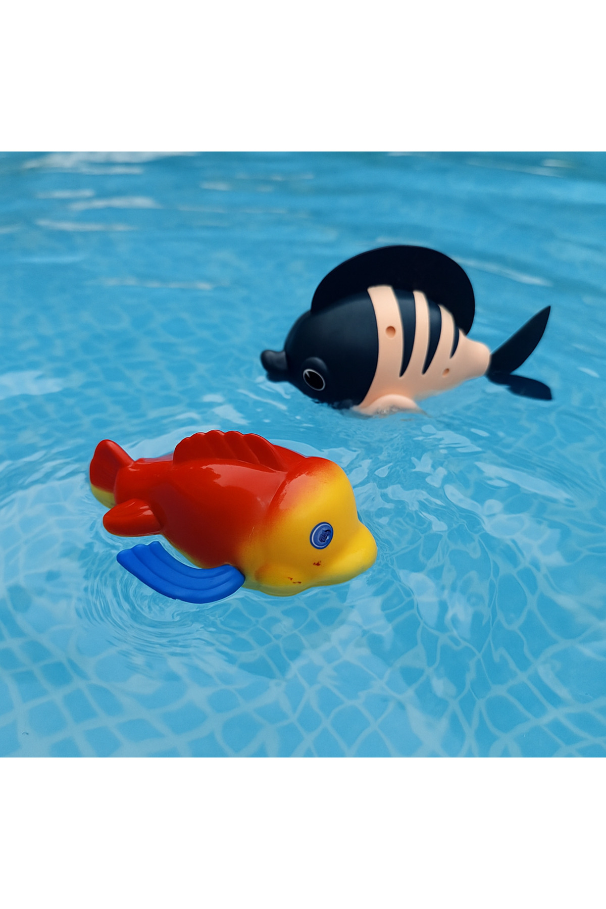 LRS STORE 2 Adet Oyuncak Kurmalı Yüzen Balık ,Banyo -Havuz Oyuncağı Balık Nemo ve Sevimli Köpekbalığı fotoğrafı 4 (önizleme)