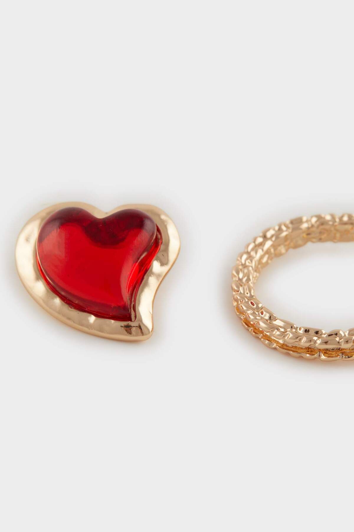 DeFacto-Red Women's Earrings with Heart Pattern - E4042Axns 2