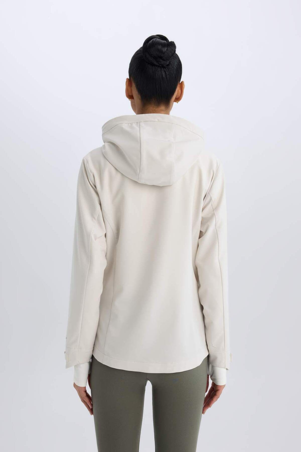 DeFacto-Defactofit Water Repellent Hooded Zippered Flexible Textured Seasonal Spring Coat D6084Ax25Sp 7