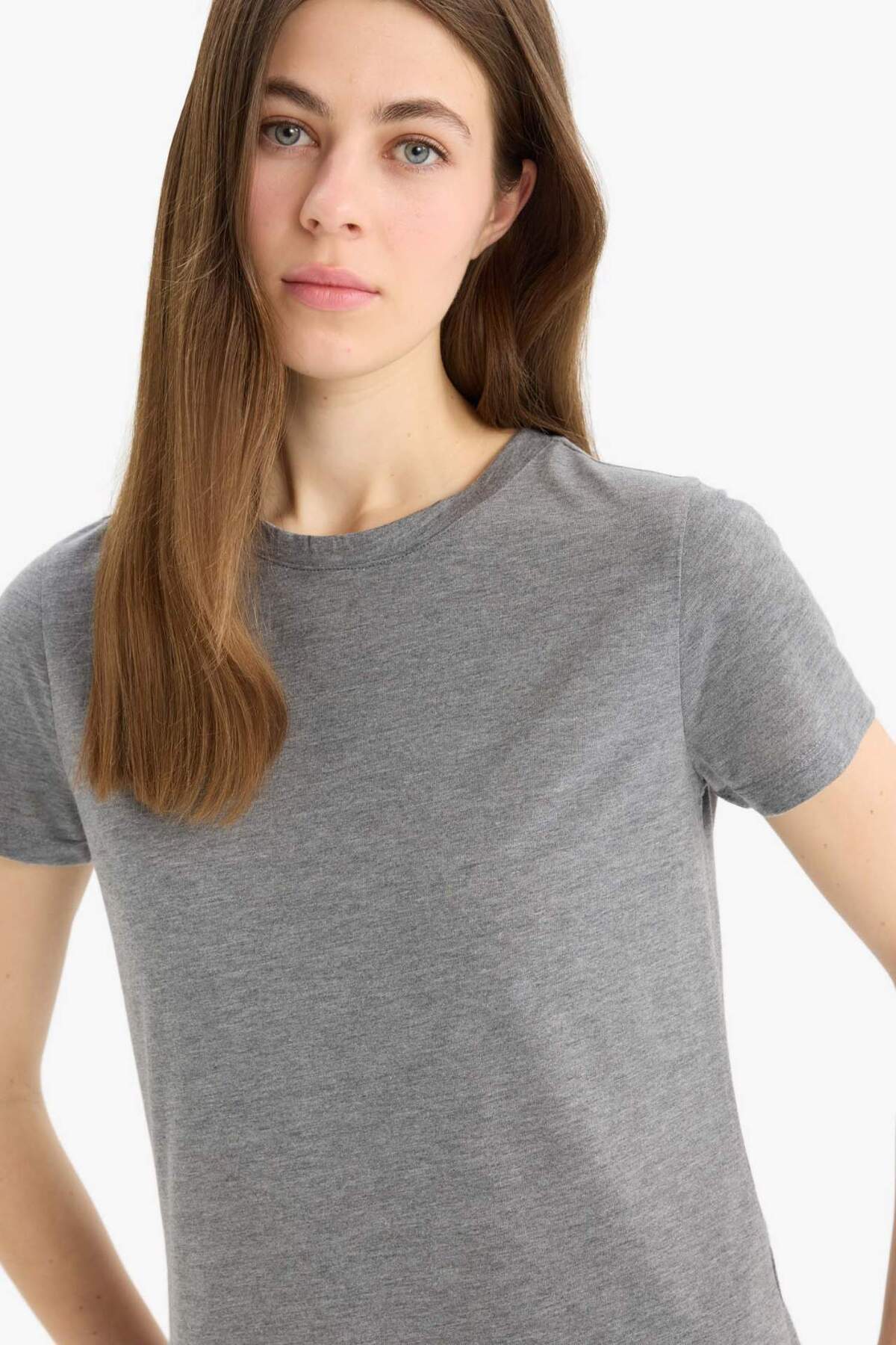 DeFacto-Regular Fit Crew Neck Basic Solid Short Sleeve T-Shirt W7299Az25Sp 3