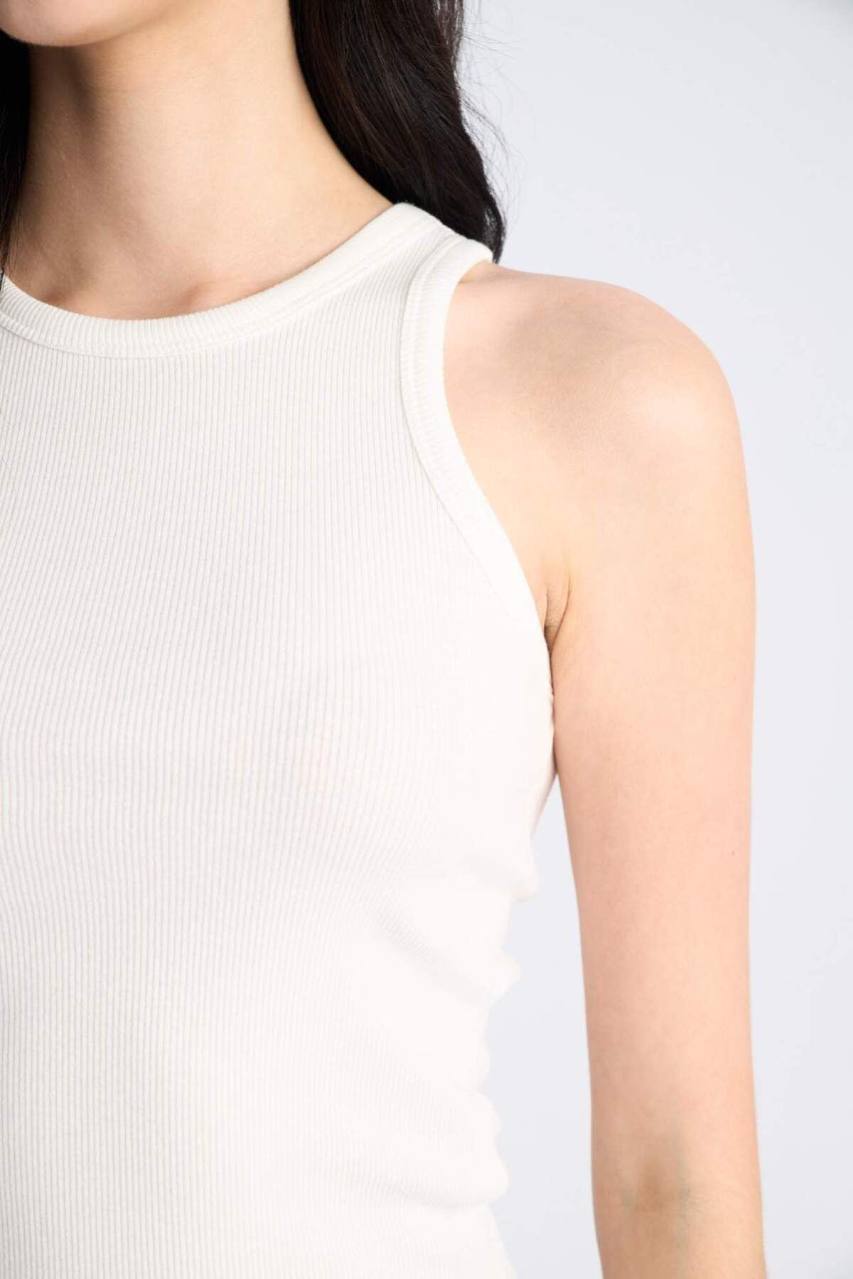 DeFacto-Slim Fit Slim Fit Halter Neck Ribbed Camisole Undershirt E7019Ax25Sp 5