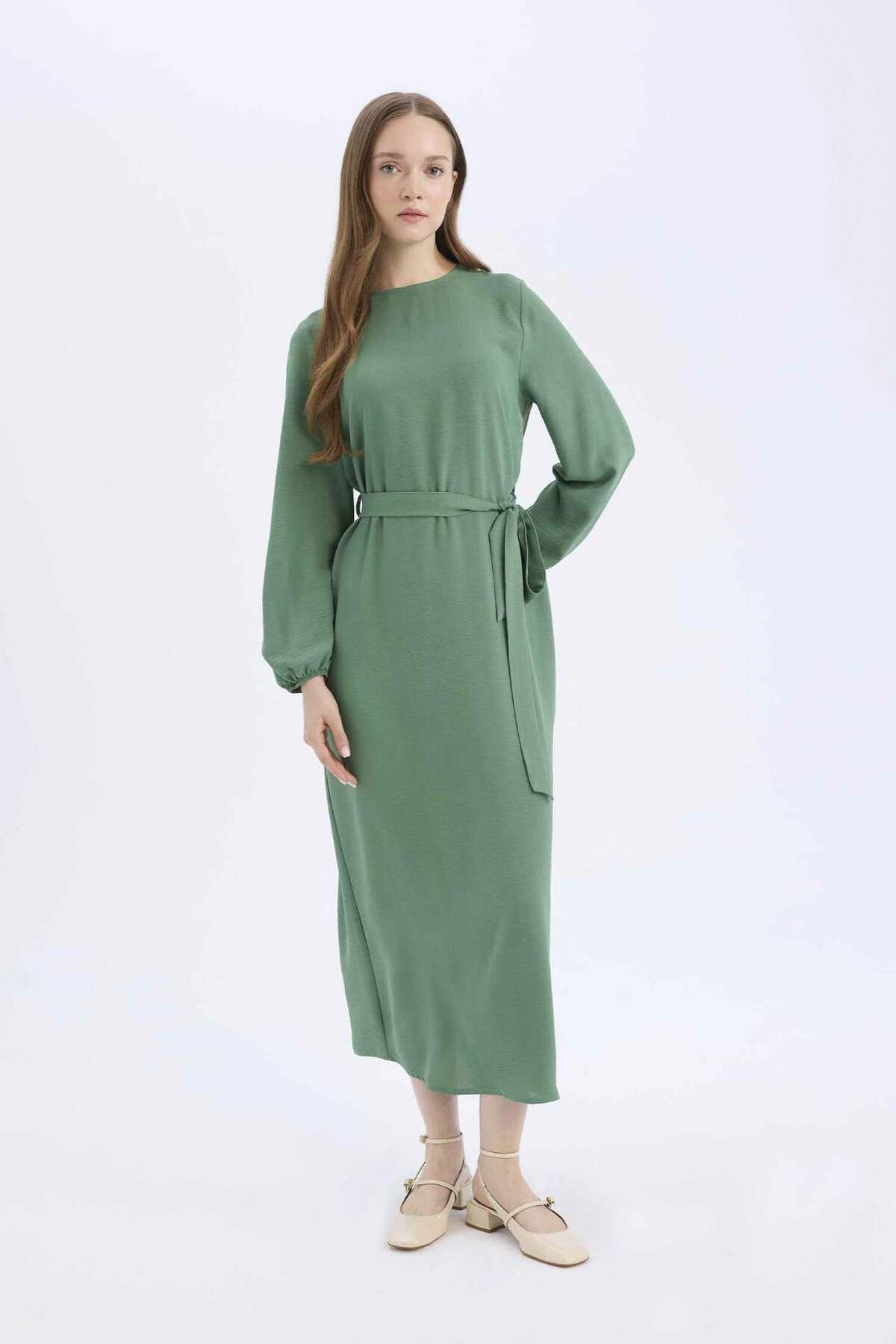 DeFacto-Aerobin-Langarmkleid mit normaler Passform, Rundhalsausschnitt, Midi E5268AX25SP 2