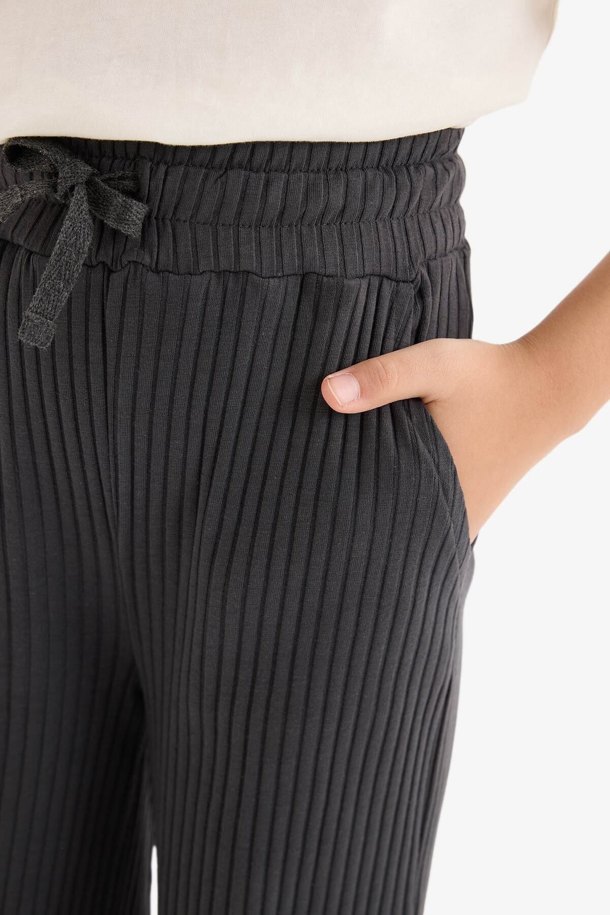 DeFacto-Pantaloni cu picior lat pentru fete, cu talie elastică, cu nervuri, cu picioare largi E1836A825SM 5
