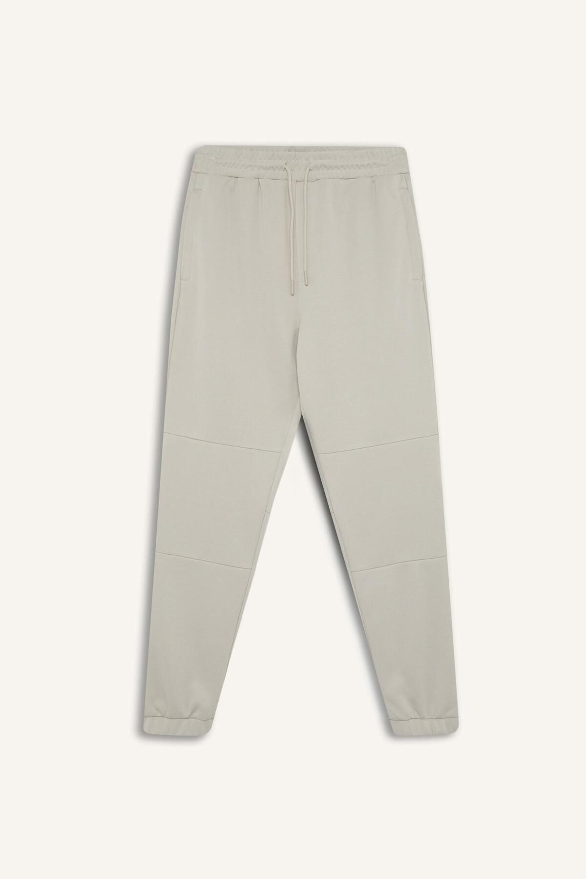 DeFacto-Regular Fit Slim Sweatpants with Zipper Pockets and Lace-Up Elastic Waist B3657Ax24Sp 7