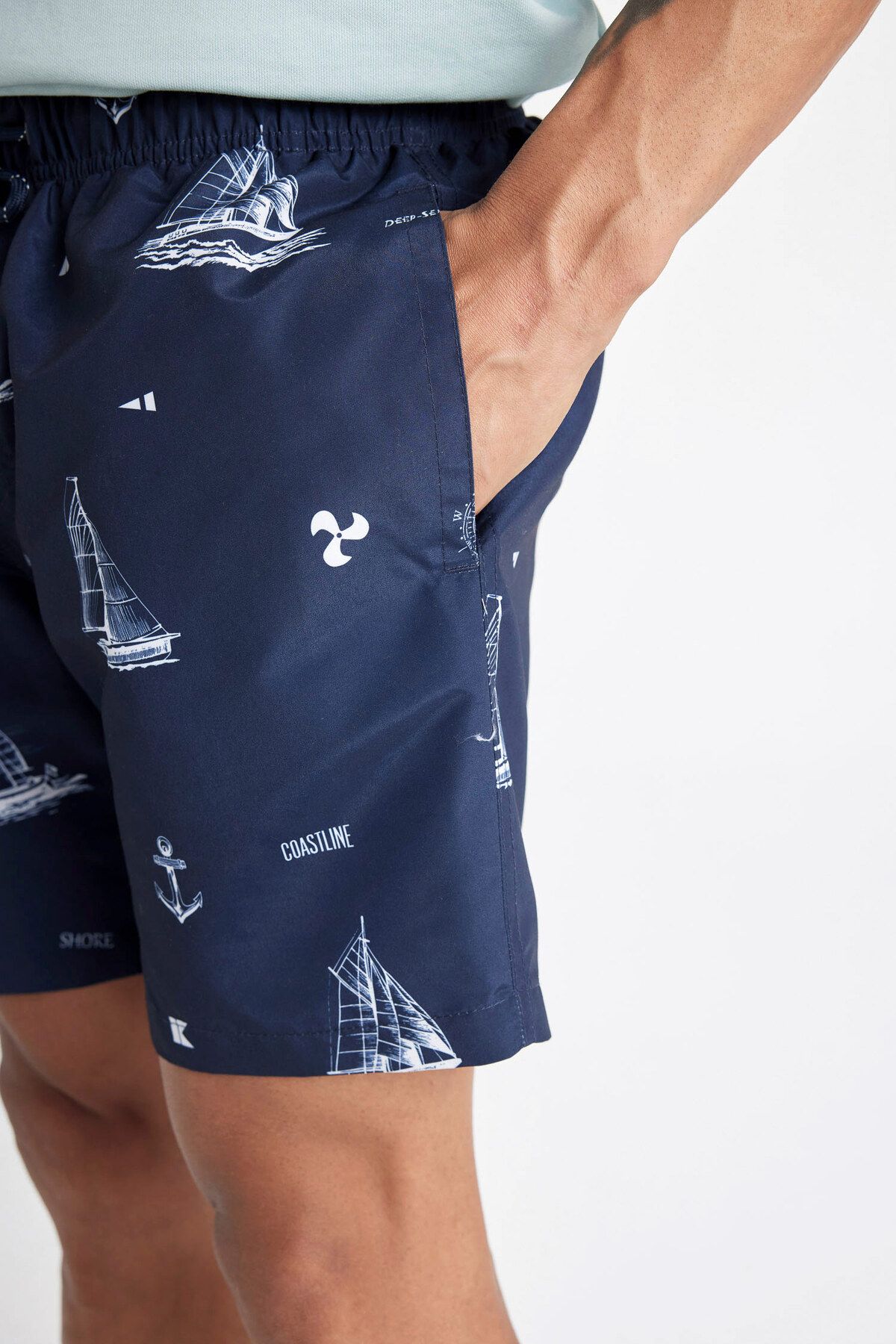 DeFacto-Regular Fit Patterned Mesh Lined Short Length Swim Shorts M8344Az23Hs 5