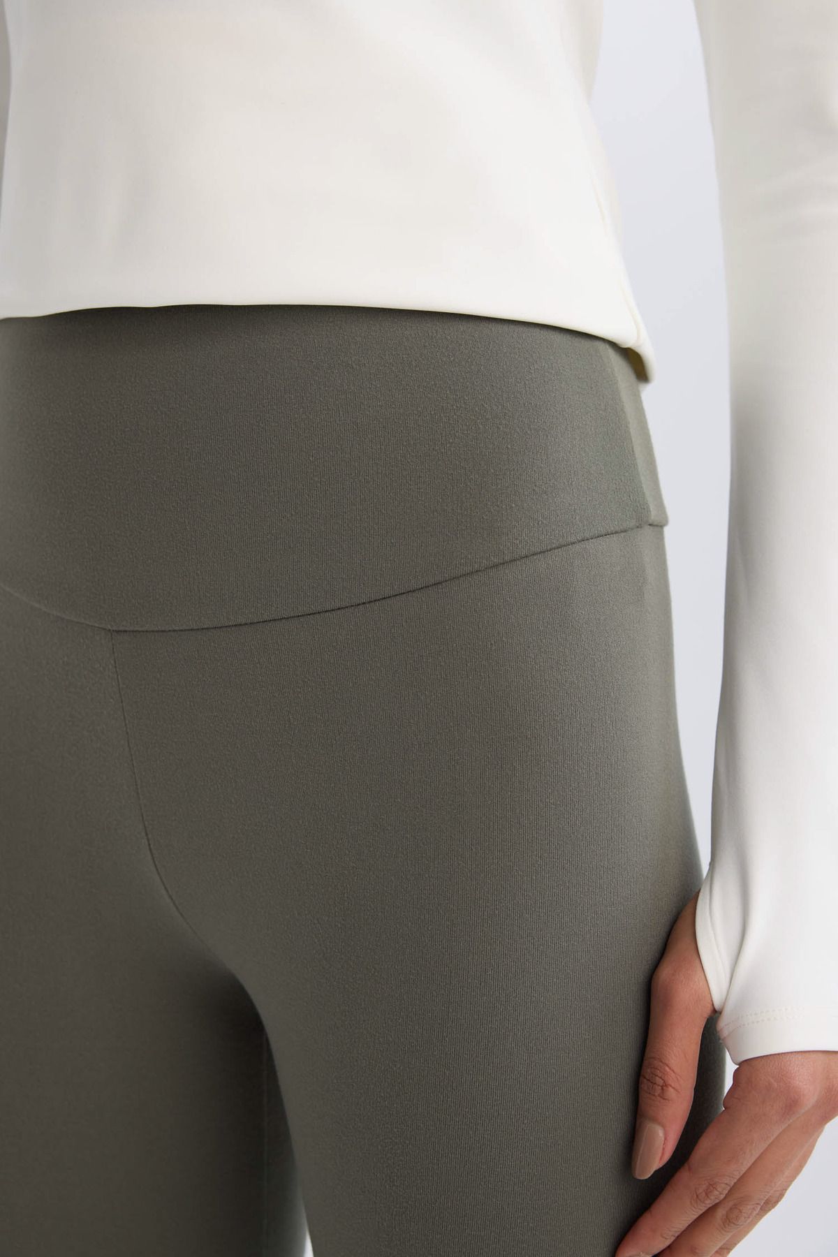 DeFacto-Defactofit Waist Hugging Athlete Leggings B4590Ax24Wn 5
