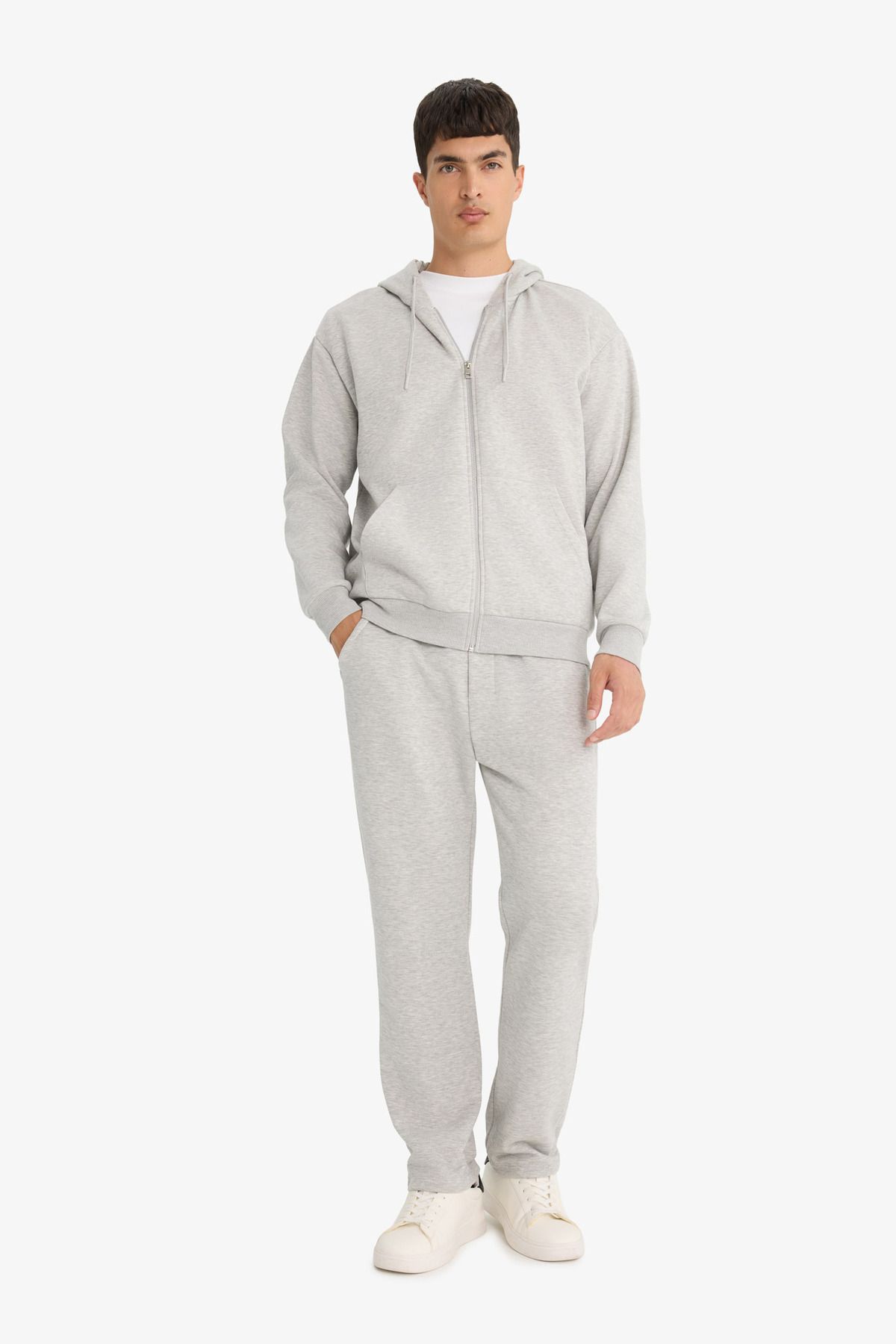DeFacto-Comfort Fit Kapuzenpullover mit weichem, flauschigem Basic-Sweatshirt mit geradem, dickem Reißverschluss D7599AX25SP 2