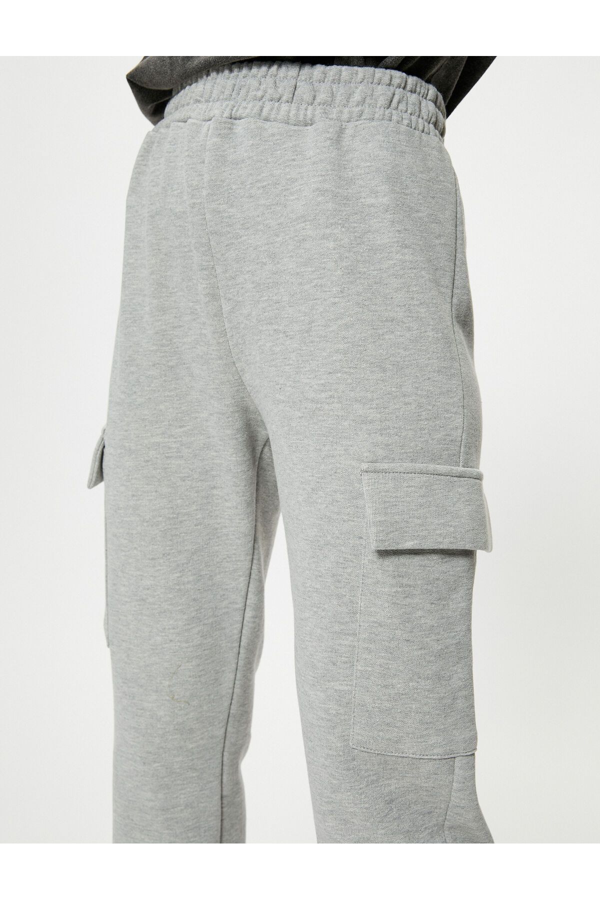 Koton-Jogger Sweatpants with Cargo Pockets and Elastic Waist 5