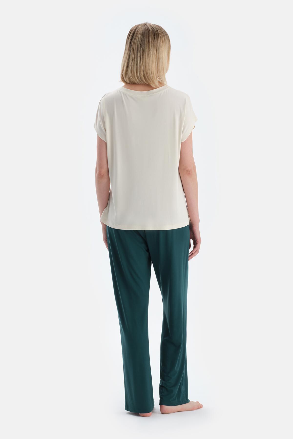 Dagi-Ecru Off Shoulder Short Sleeve Viscose T-Shirt Pants Pajama Set 2
