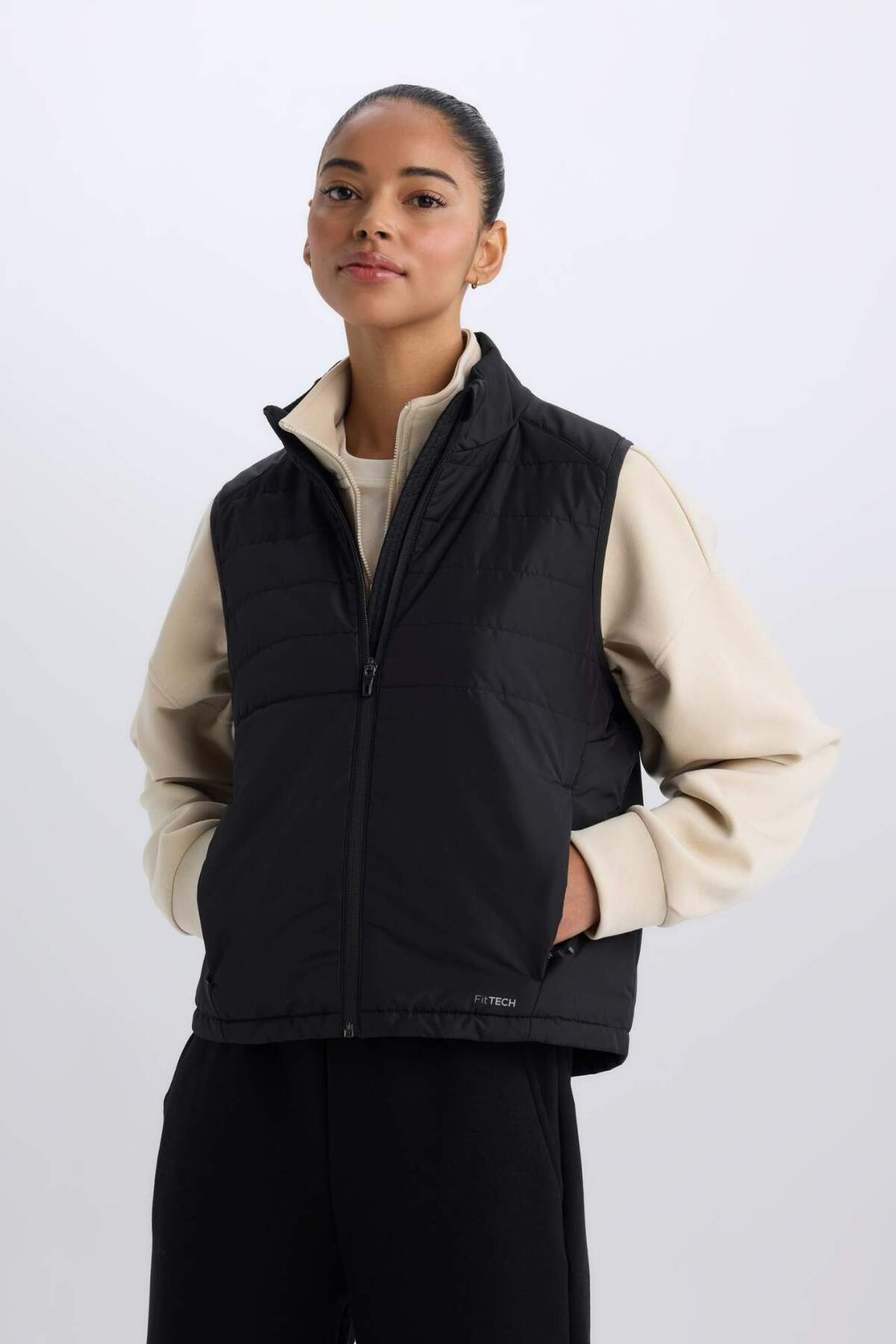 DeFacto-Defactofit Water Repellent Regular Fit Zipper Sports Vest D6081Ax25Sp 5