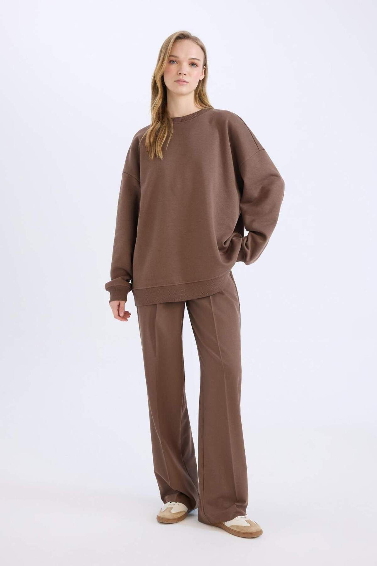 DeFacto-Jogginghose mit hoher Taille und weitem Bein – Doppeltaschen, gerader Schnitt D4360ax25sp 5