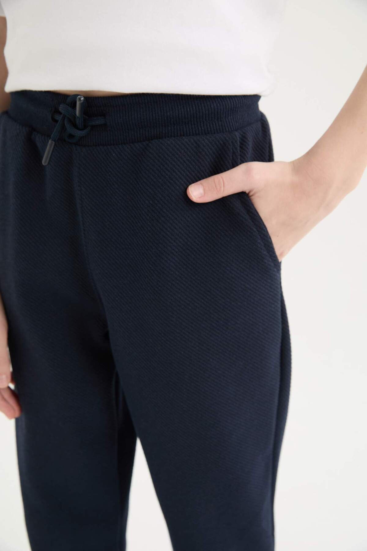 DeFacto-Elastische Basic-Jogginghose mit geradem Bund für Jungen D8530A825SP 5