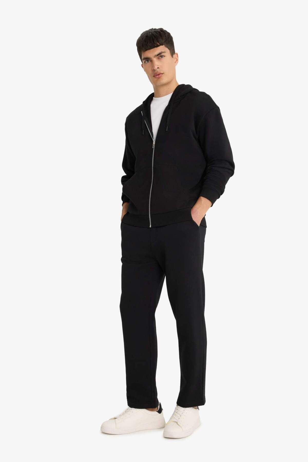 DeFacto-Jogginghose mit normaler Passform, Basic, einfarbig, mit Fleece-Innenseite, Taschen, Schnürung an der Taille, gerader Beinabschluss D7836AX25SP 2