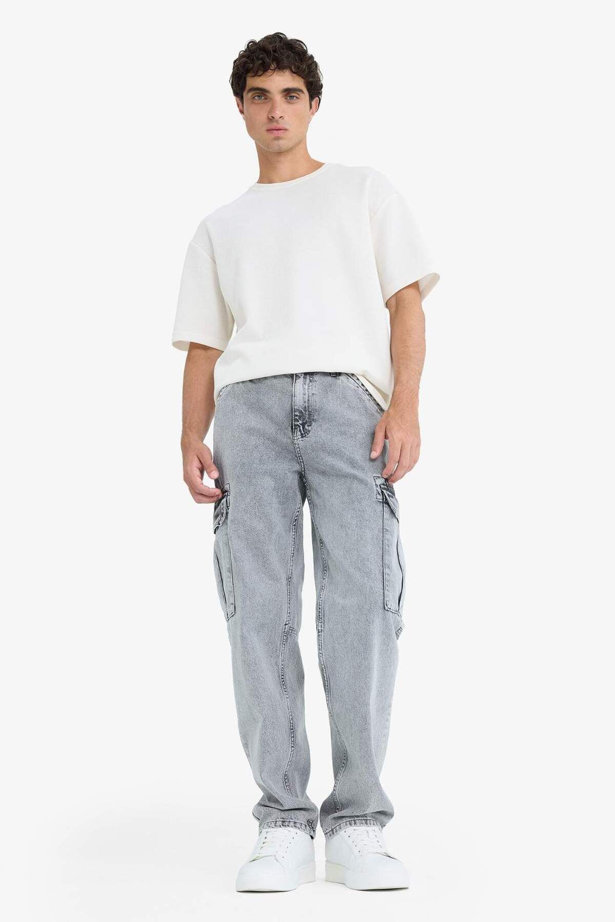 DeFacto-Relax Fit Cargo-Taschen-Jeanshose mit weitem Bein D7263AX25SP 1