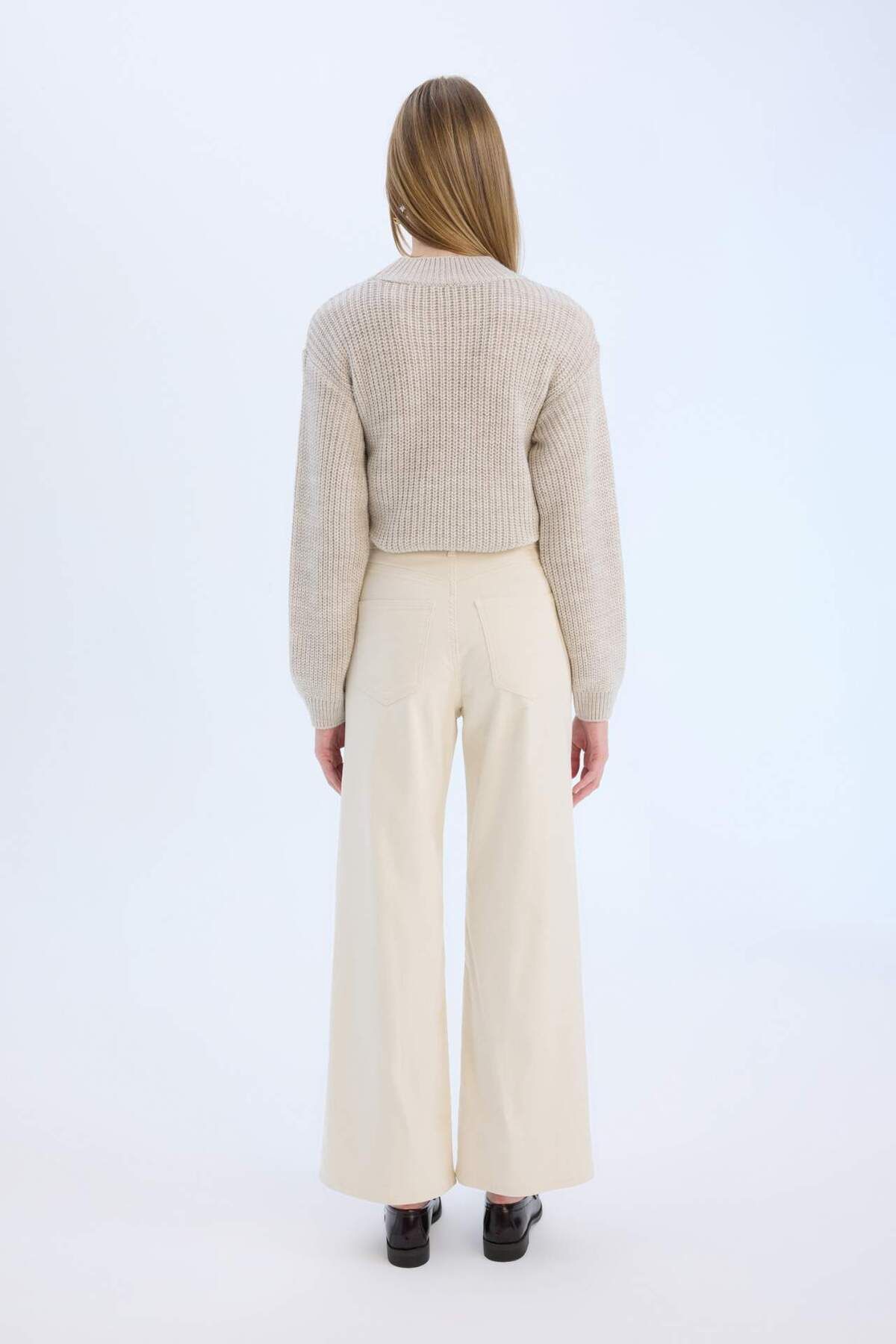 DeFacto-Cordhose mit weitem Bein, hoher Taille, weitem, lockerem Bein, Basic, einfarbig, mit Taschen A4685AX24WN 6