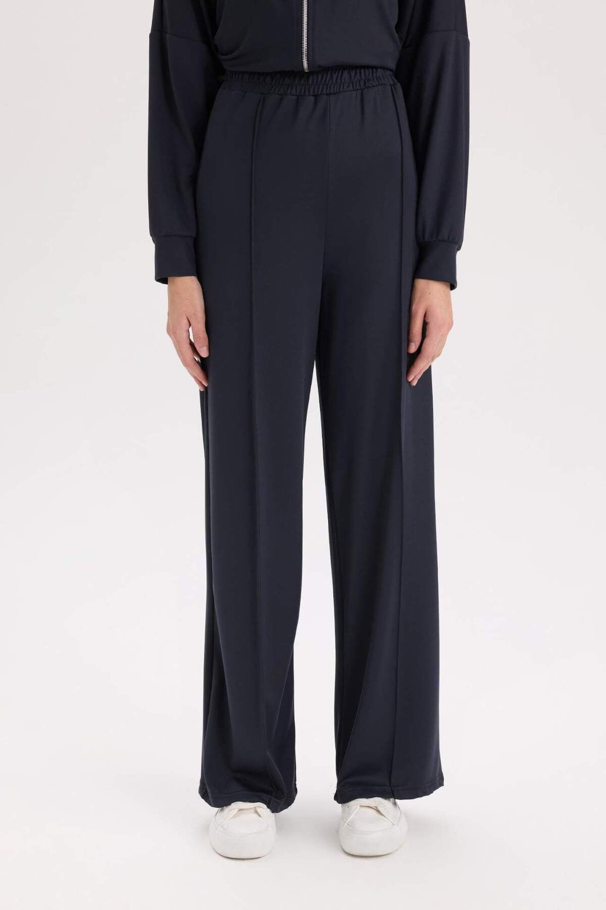 DeFacto-Jogginghose mit weitem Bein und weitem Bein, Basic, einfarbig, elastische Taille, Schnürung E3953AX24WN 4