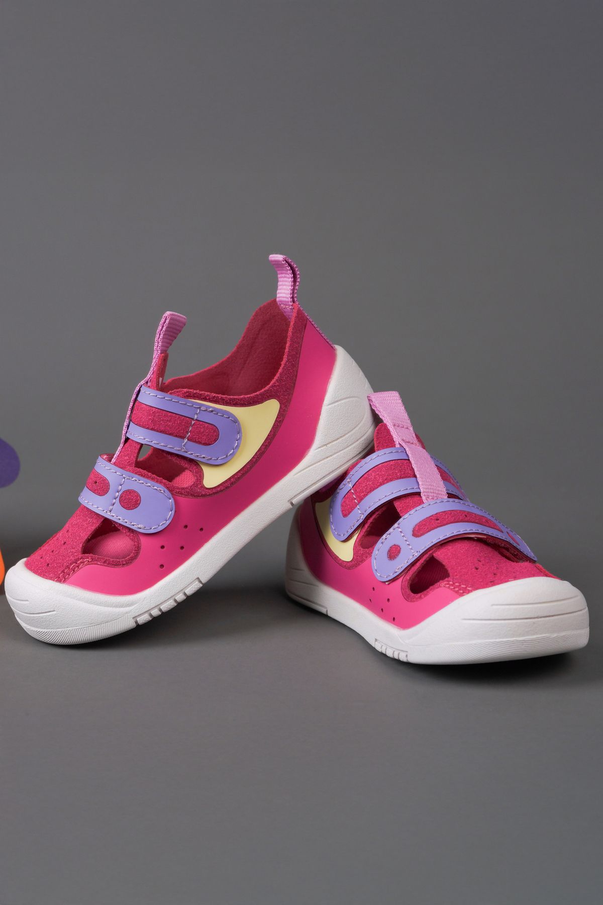 Vicco-Riga Basic Girl's First Step Fuchsia Shoes - Comfortable Daily Design 2