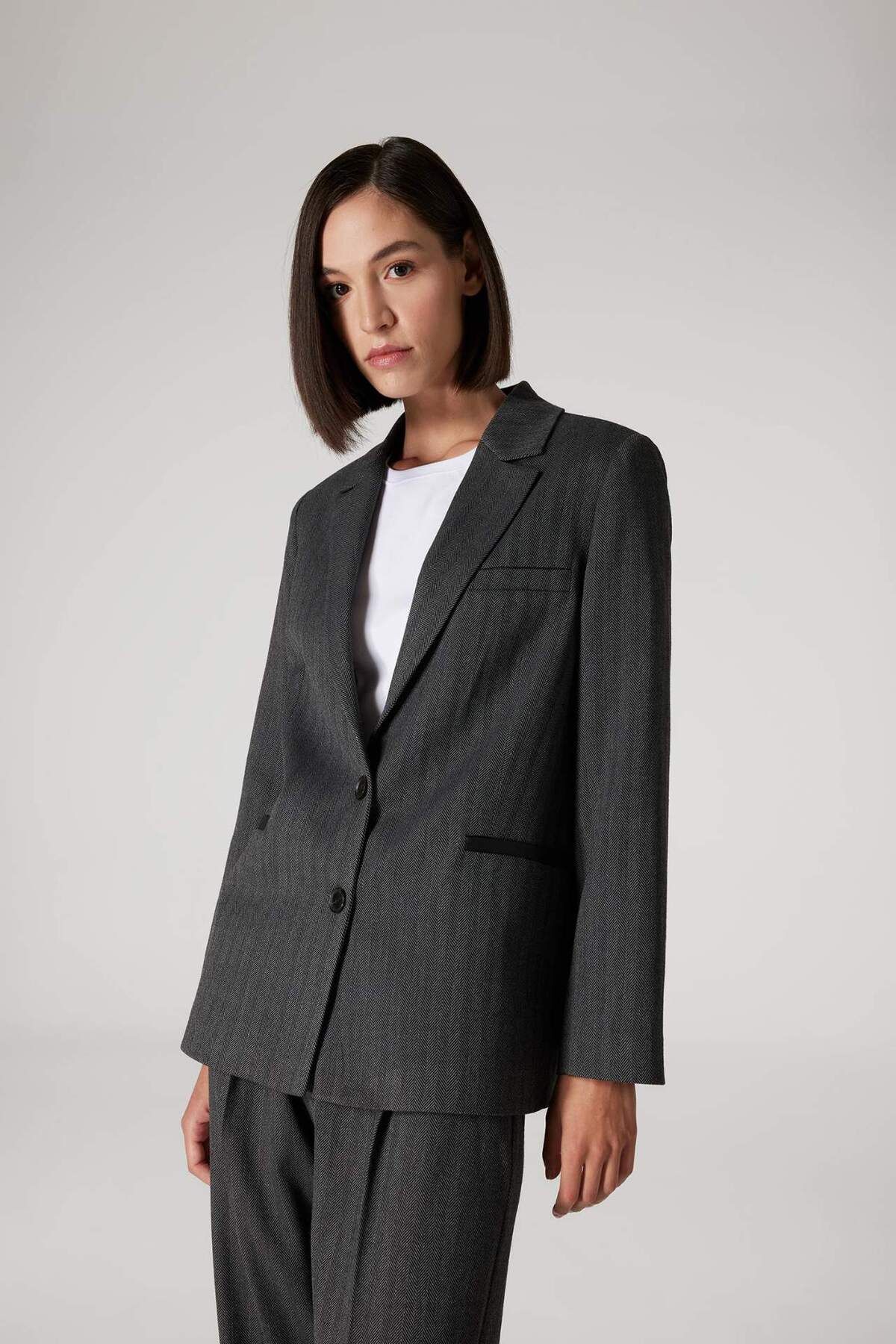 DeFacto-Sorbe X Oversize Wide Fit Jacket Lapel Striped Button Blazer Jacket D9916Ax24Au 4