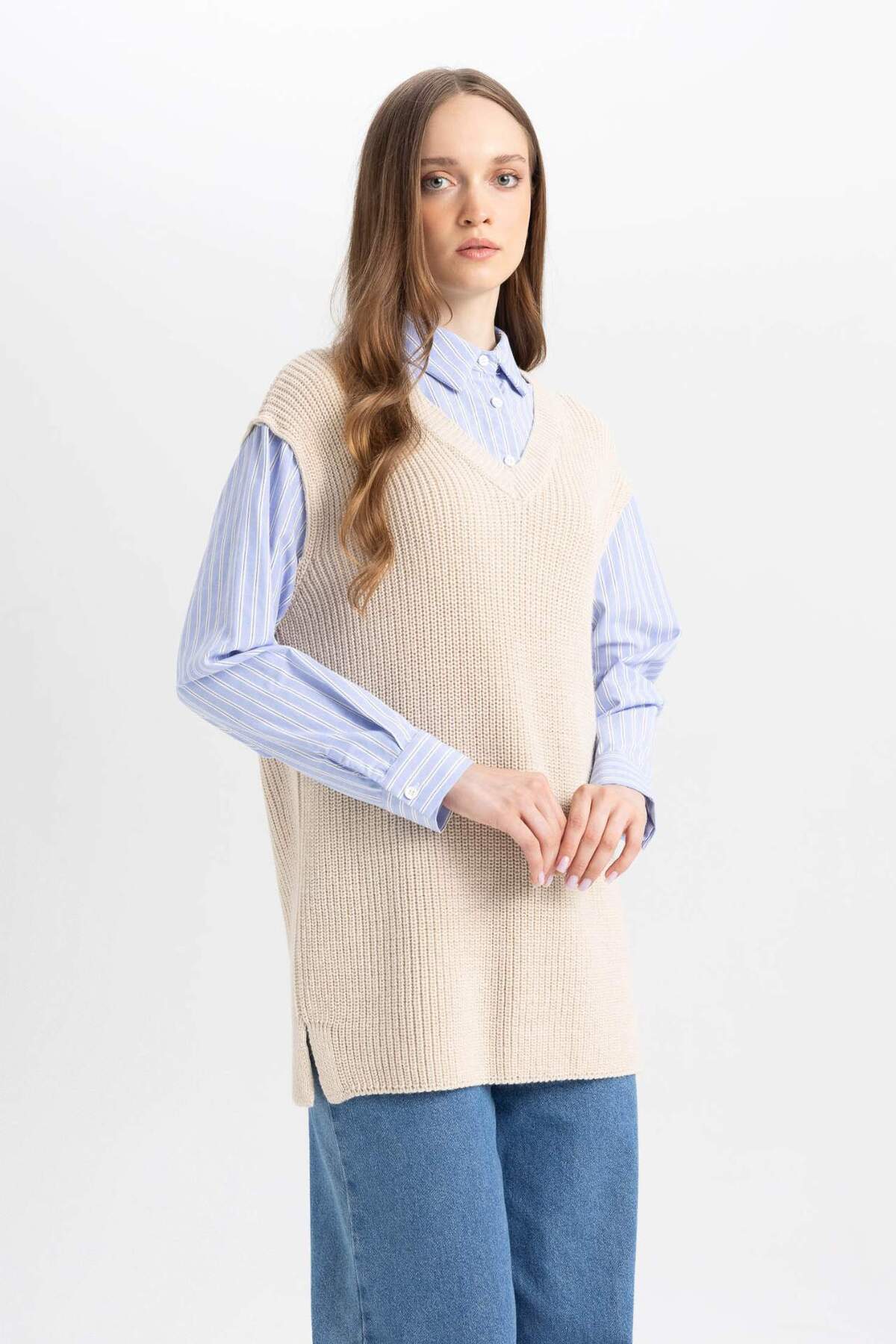 DeFacto-Regular Fit V-Ausschnitt Seitenschlitz Strickpullover Tunika D1243AX24WN 3