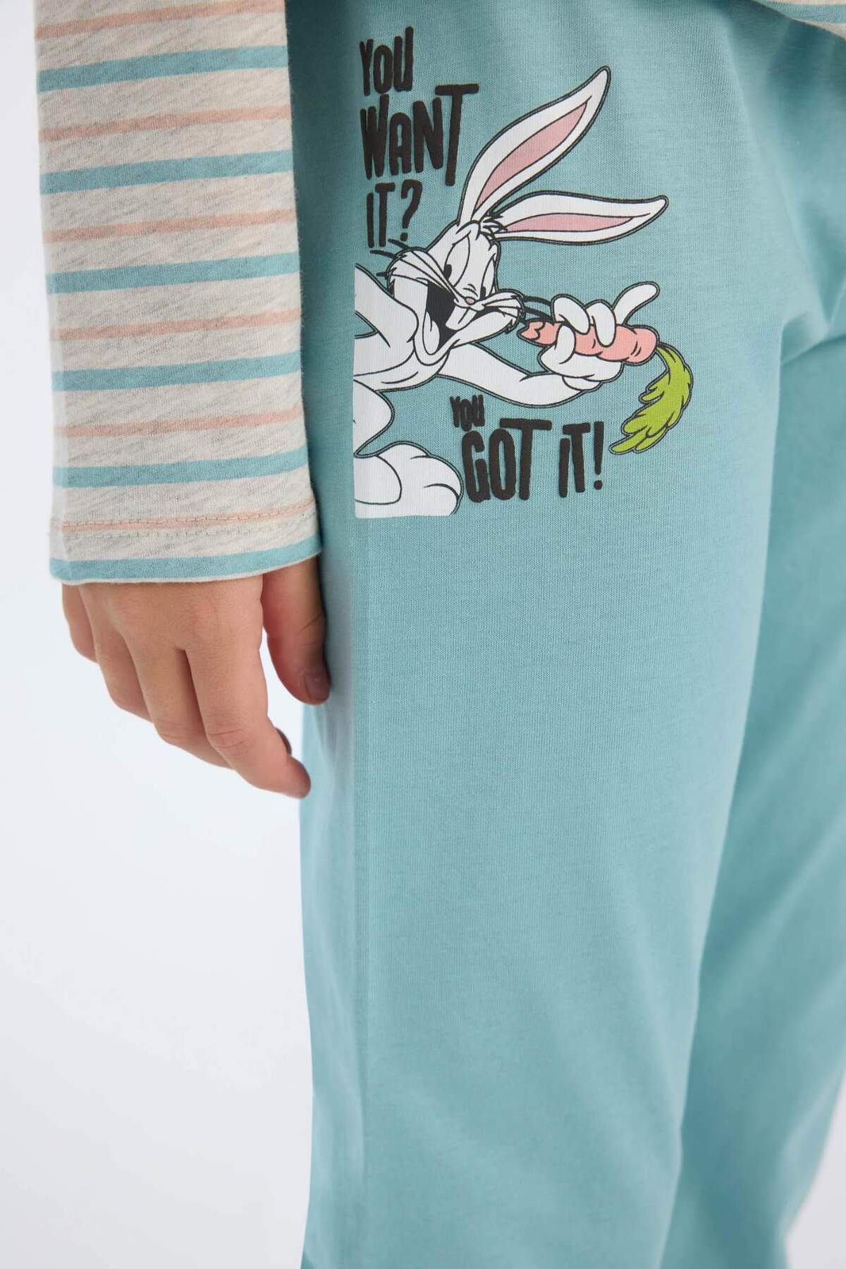 DeFacto-Mädchen-Pyjama-Set Looney Tunes Langarm-Oberteil mit langem Unterteil D6062A824AU 5