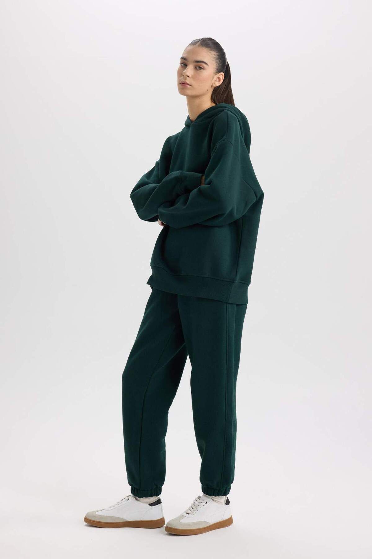 DeFacto-Dicke Jogginghose in Standardgröße, Basic-Jogginghose mit gerader Taille und elastischen Taschen, D9934ax24wn 2