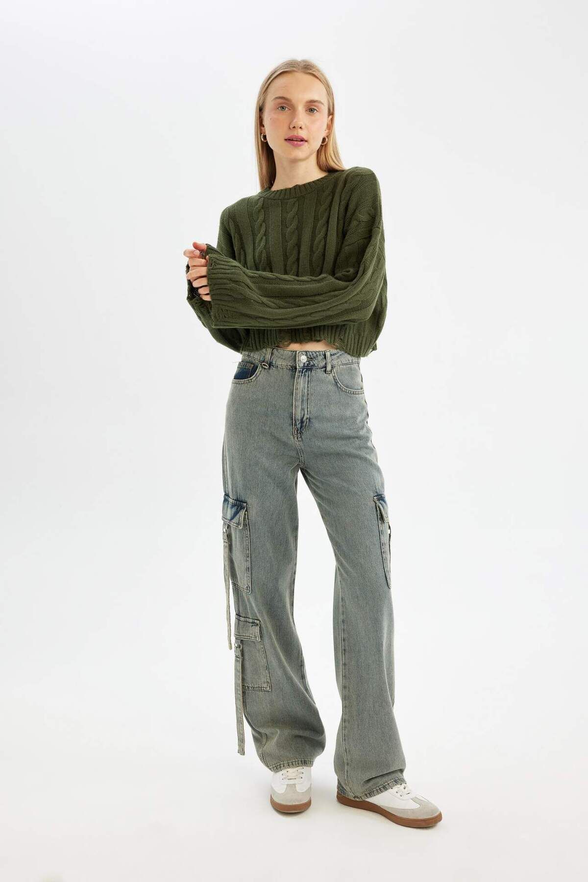 DeFacto-Regular Fit Rundhals Zopfstrickpullover A8151AX24WN 2