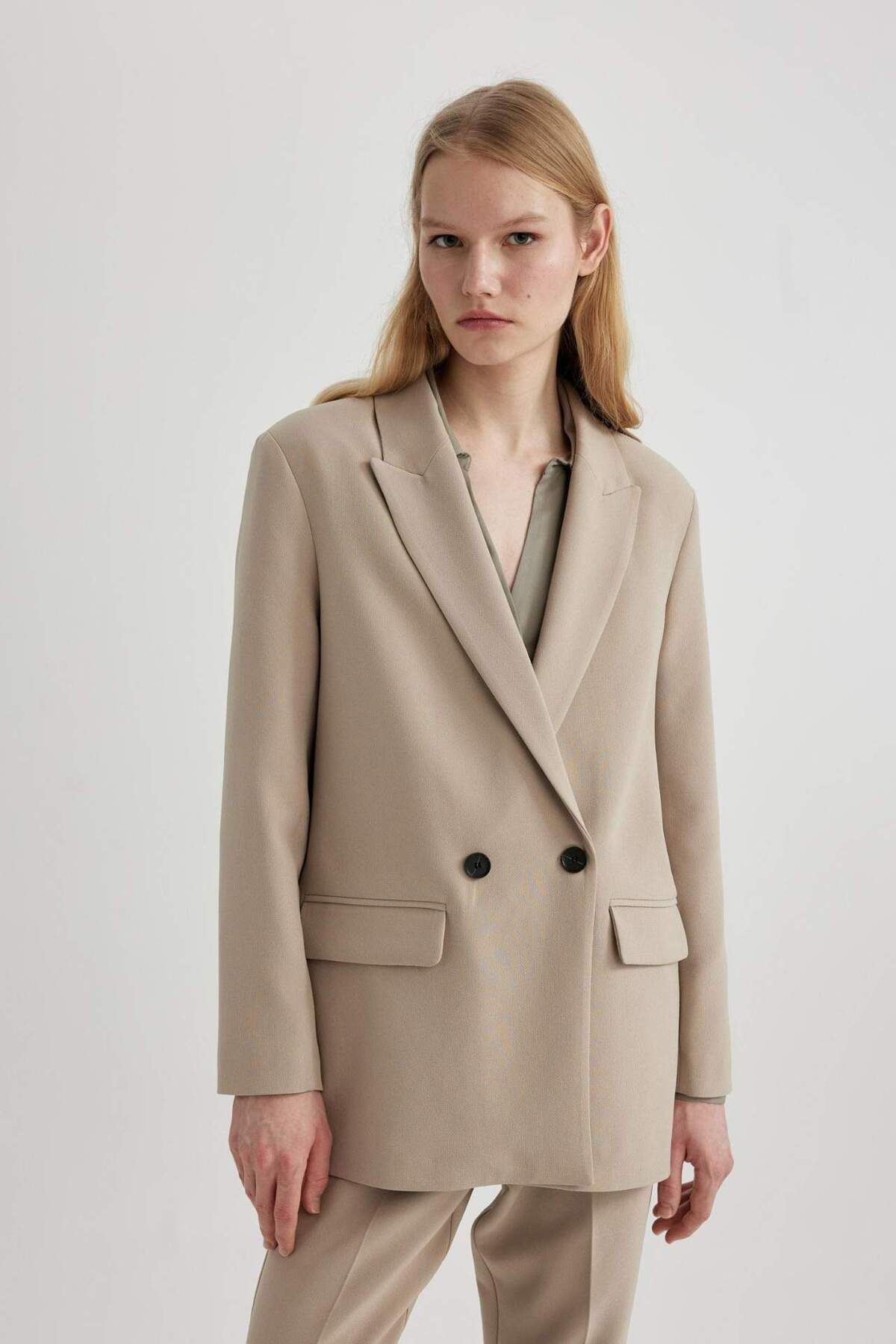 DeFacto-Oversize Wide Fit Jacket Collar Buttoned Basic Plain Blazer Jacket C2457Ax24Au 2