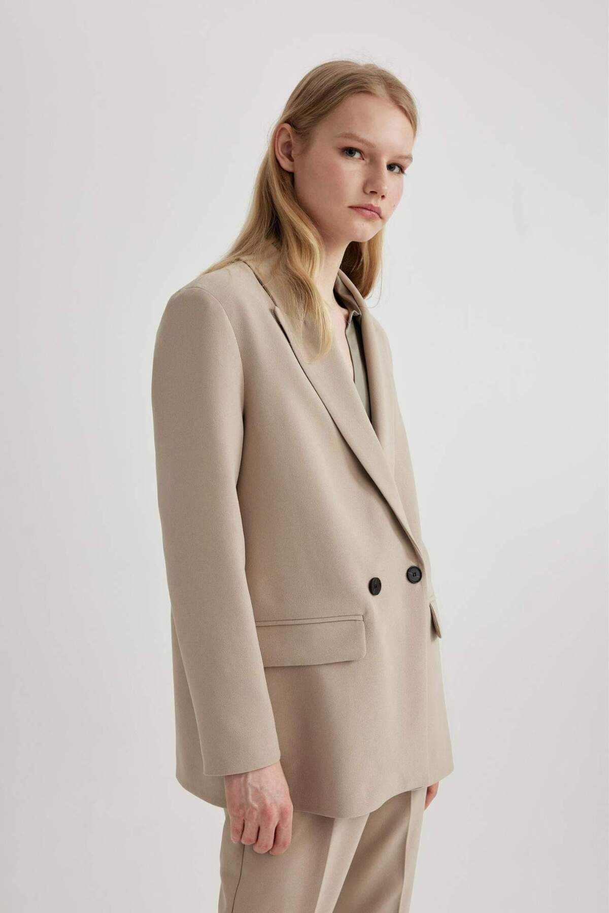 DeFacto-Oversize Wide Fit Jacket Collar Buttoned Basic Plain Blazer Jacket C2457Ax24Au 5