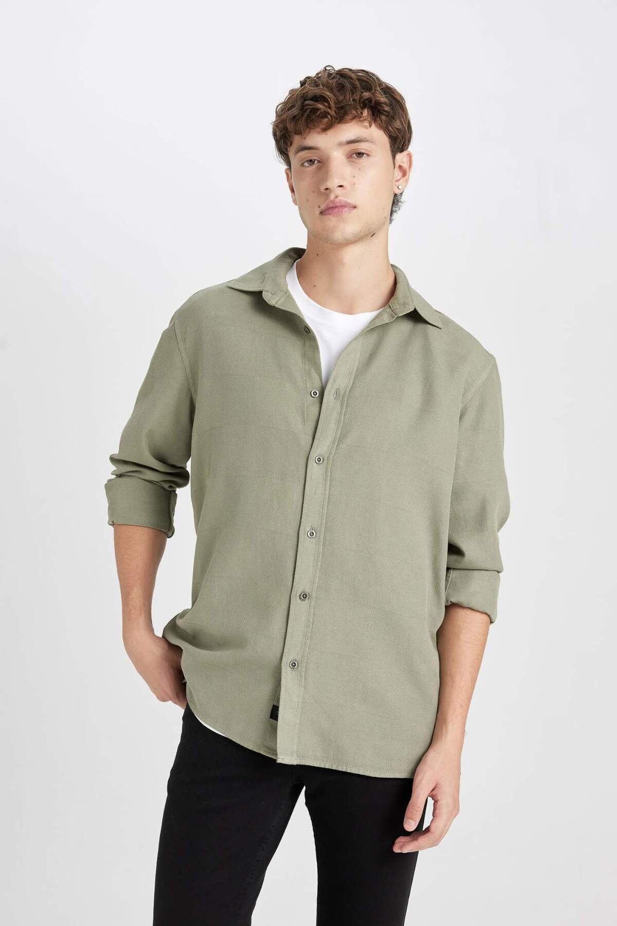 DeFacto-100 % Baumwolle, reguläre Passform, Basic, einfarbig, Langarmshirt D7397AX24AU 3
