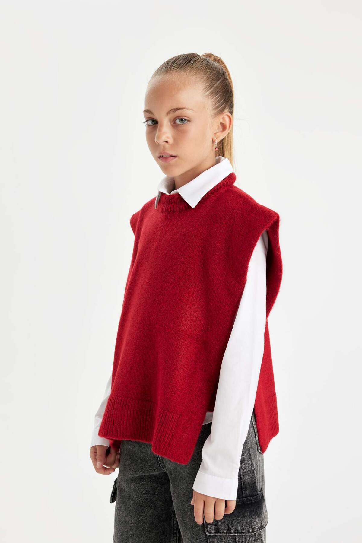 DeFacto-Girl's Red Crew Neck Basic Plain Knitwear Sweater C9660A824Wn 4