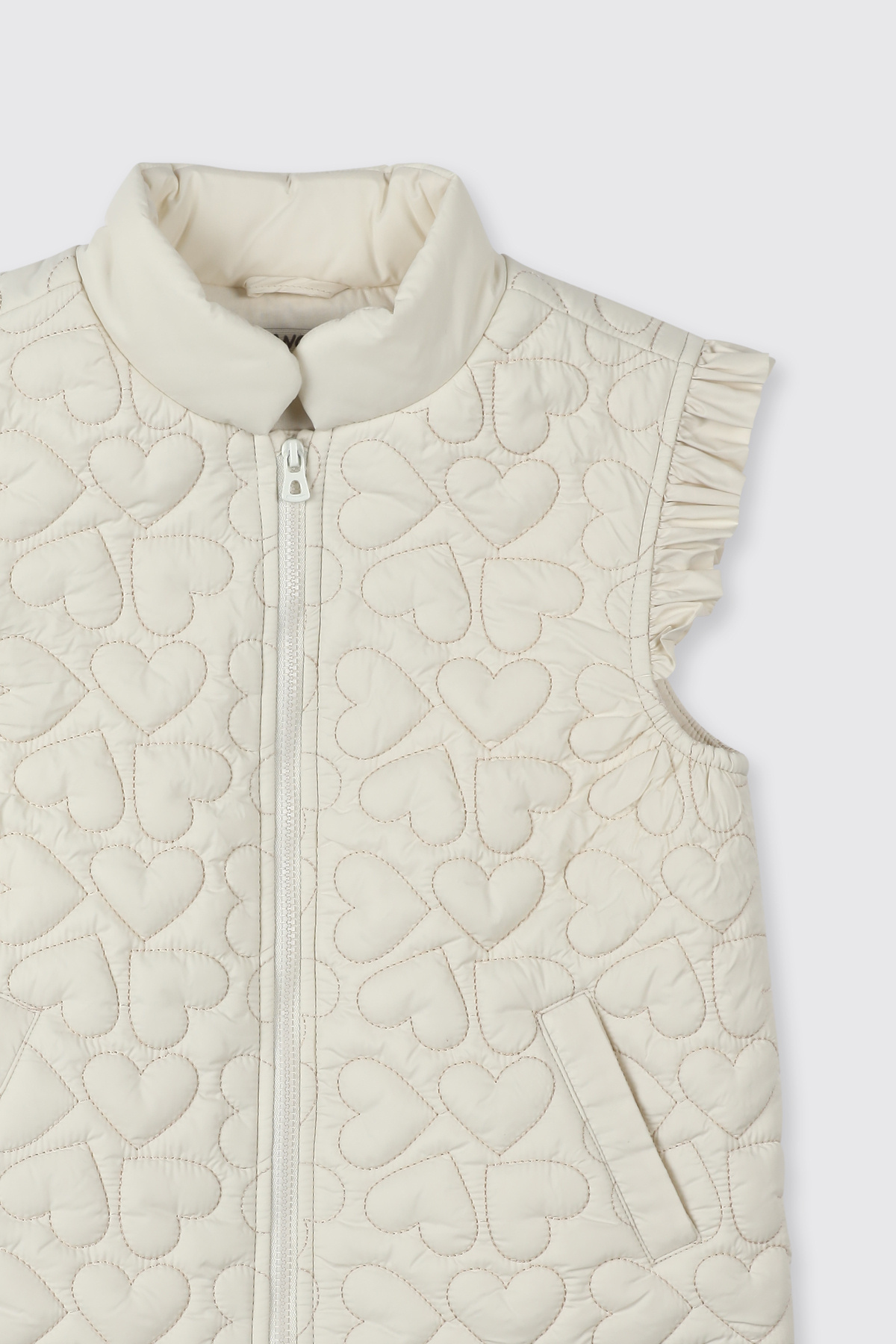 Panço Kız Bebek Kalp Desenli Fırfır Detaylı Pamuk Astarlı Yüksek Yaka Micro Bej Yelek fotoğrafı 3 (önizleme)