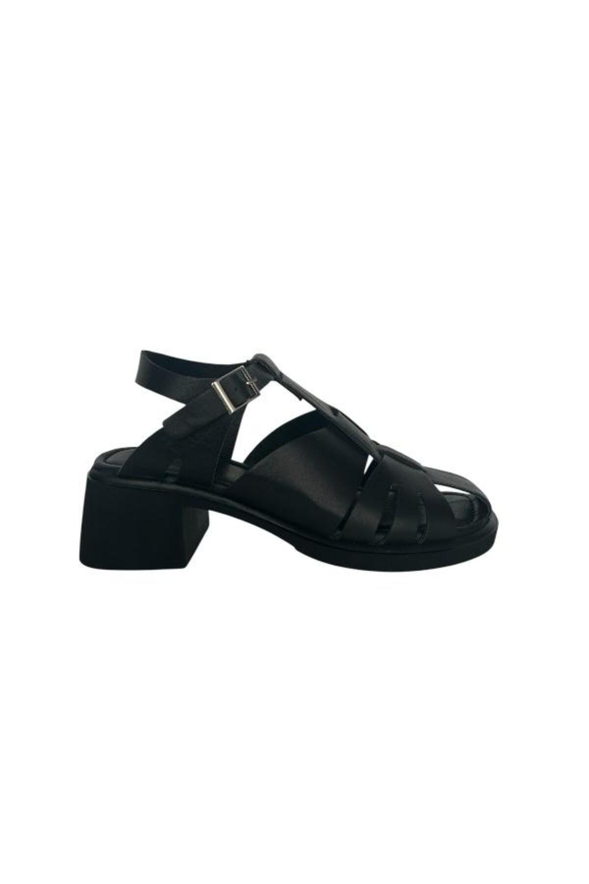 KEMAL TANCA 862 M-667 KADIN HAKİKİ DERİ TOPUKLU SANDALET