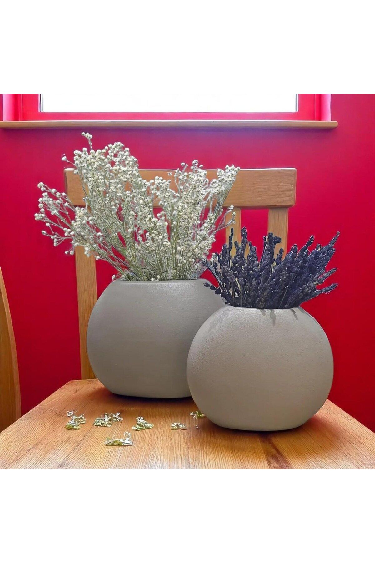 Lapida Home Decor-Set of 2 Black Minimal Vases – Round Form, Decorative Design 2