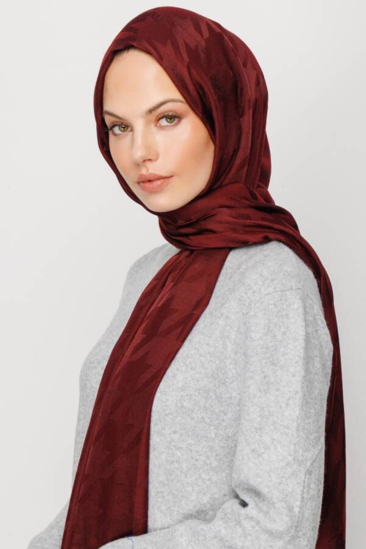 VALORSCARF-Valorscarfs Snowshoe Pattern Deep Wine Shawl 1