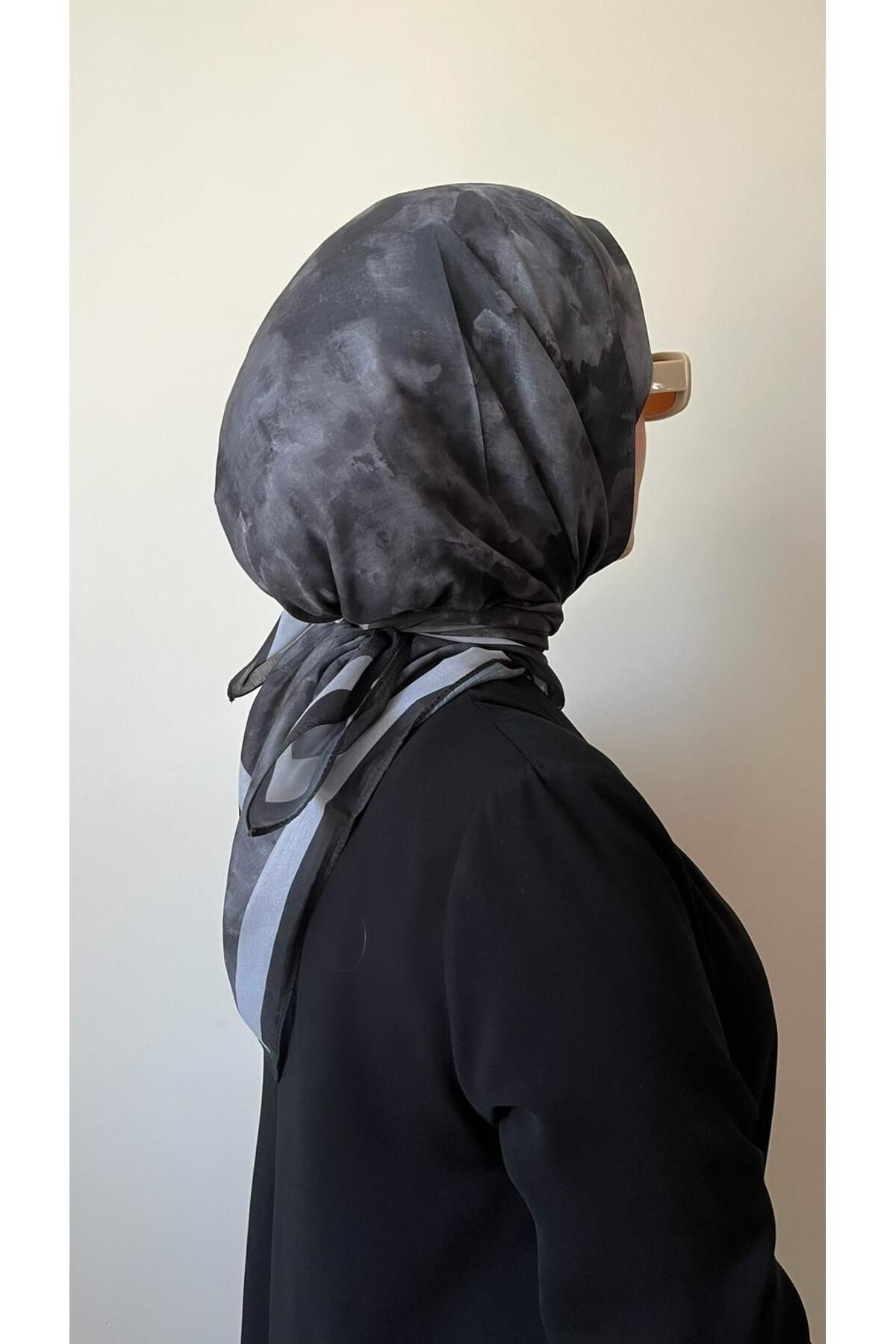 ESSLERA-Cloud Pattern Soft Scarf 4